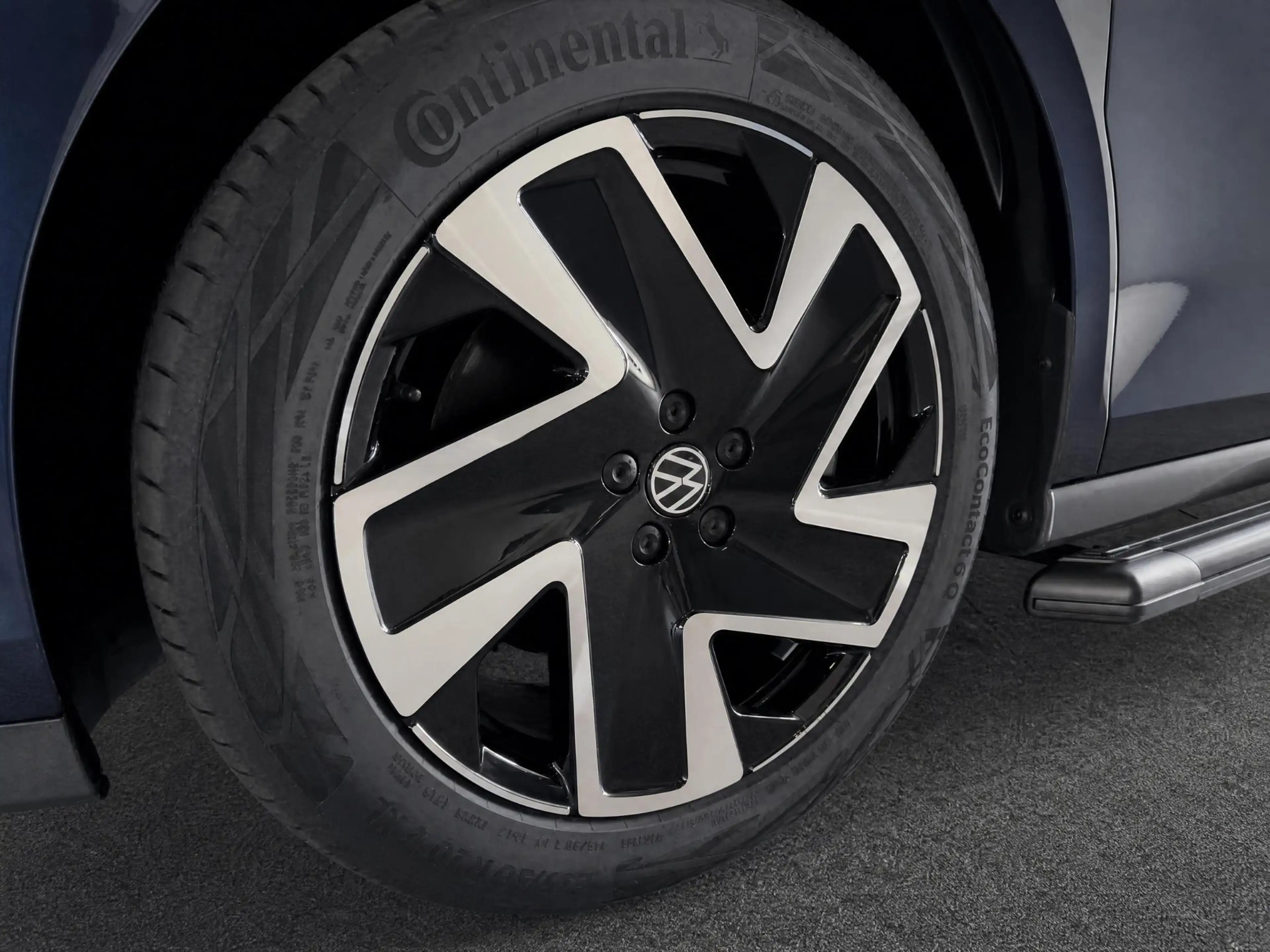 Volkswagen ID. Buzz Cargo Bedrijfswagens Bulli Edition 79kWh 340pk 4Motion 7 — photo 8