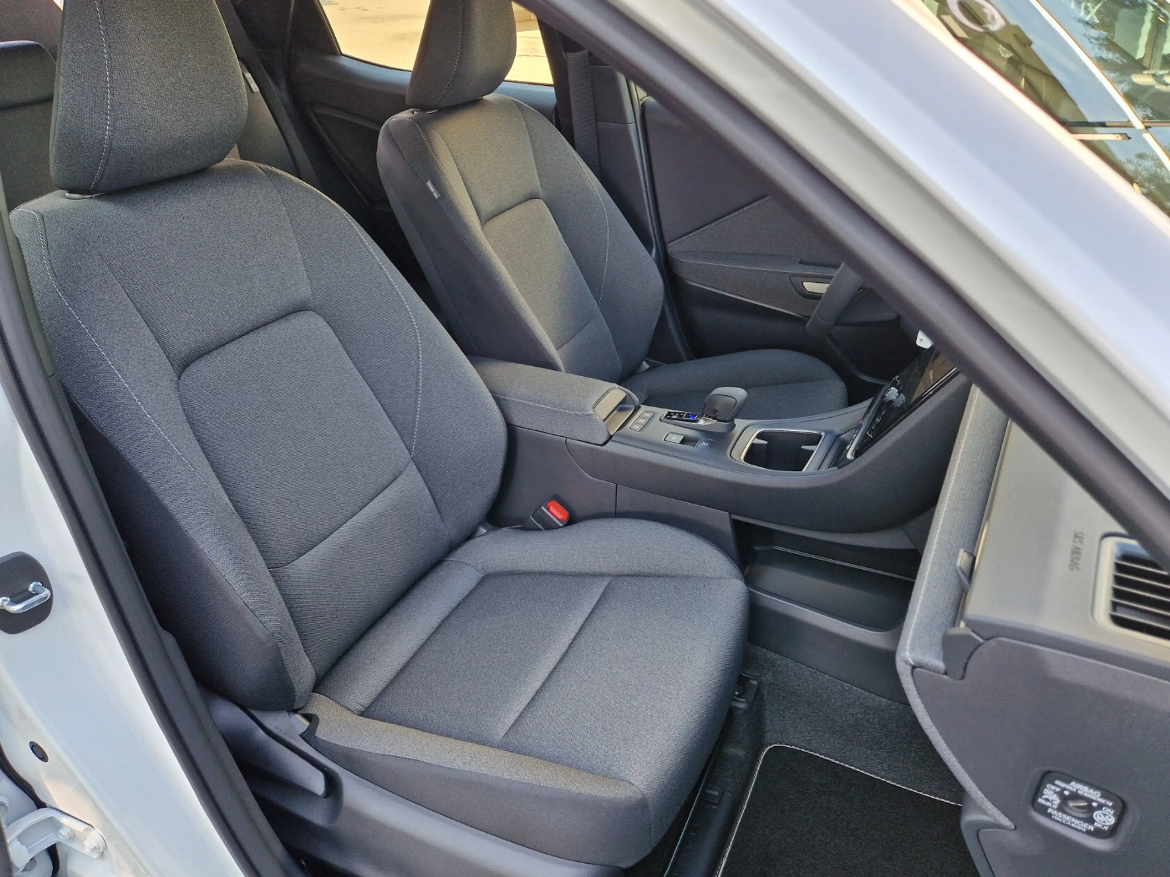 Lexus LBX 1,5 FWD Komfort Paket — photo 13
