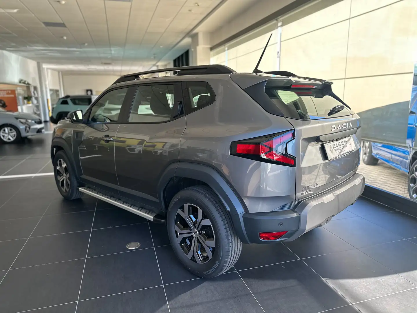 Dacia Duster Duster III 2024 1.0 Expression Eco-g 100cv Gris - 2
