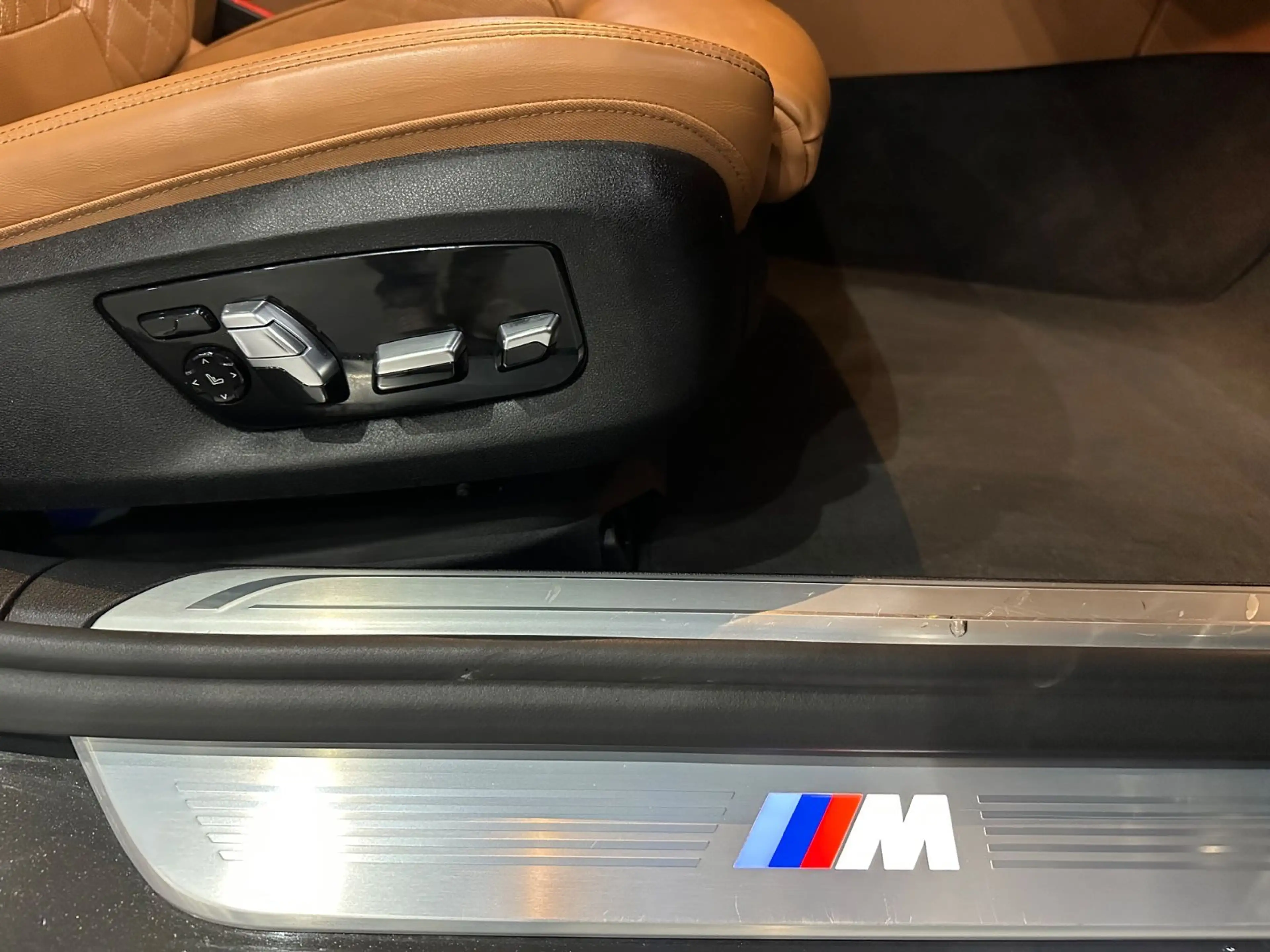 BMW 730 d xDrive M Sport /Soft-Close / GSD / H&K /1H — photo 8