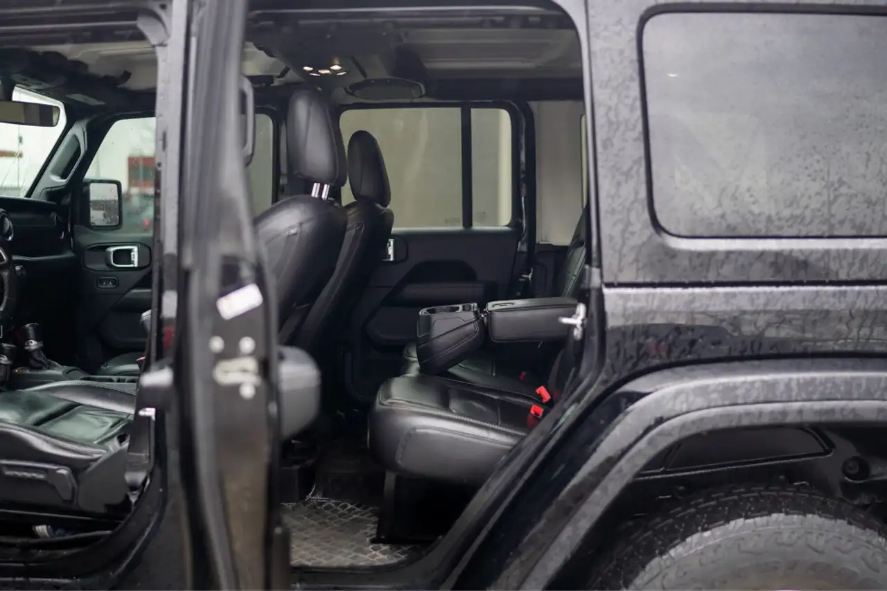 Jeep Wrangler снимка Jeep Wrangler