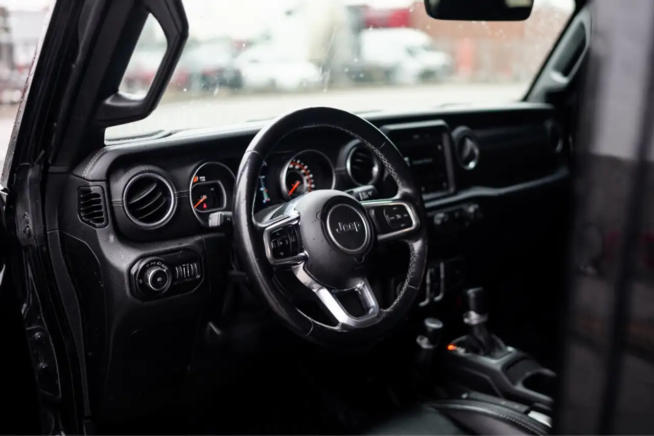 Jeep Wrangler снимка Jeep Wrangler