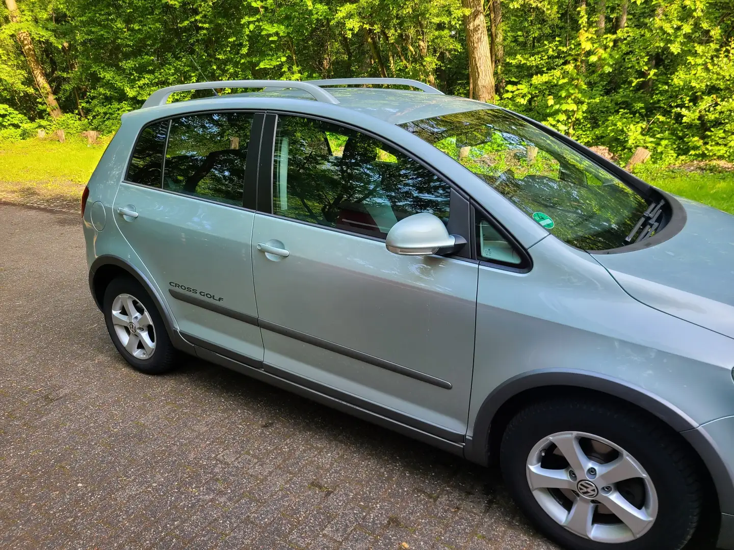 Volkswagen Golf Plus 1.4 TSI CrossGolf Grau - 2