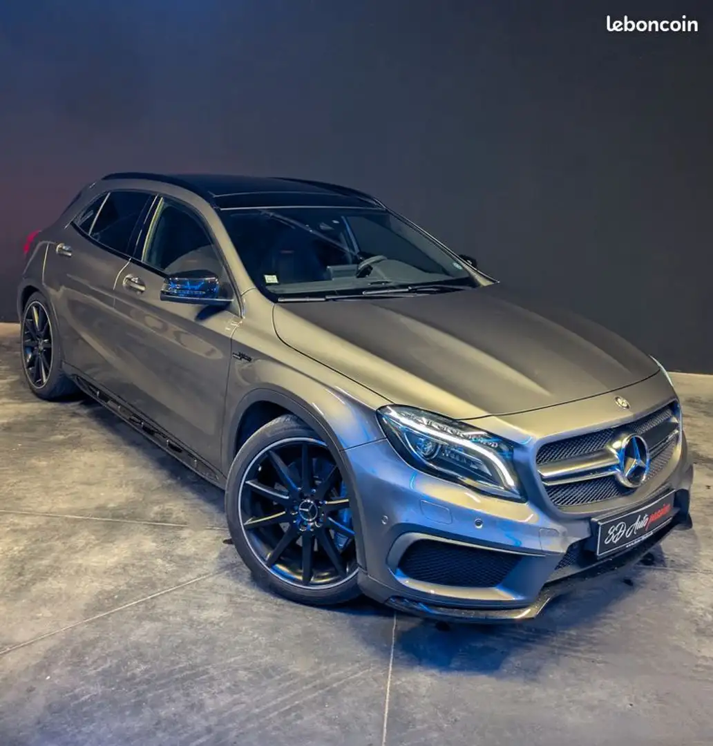 Mercedes-Benz GLA 45 AMG Classe Mercedes 45 AMG 381ch Speedshift DCT 4 mati Gris - 1