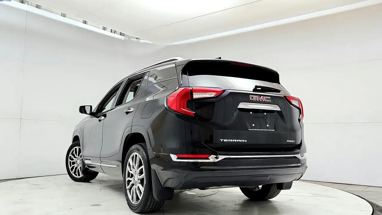 GMC Terrain снимка GMC Terrain
