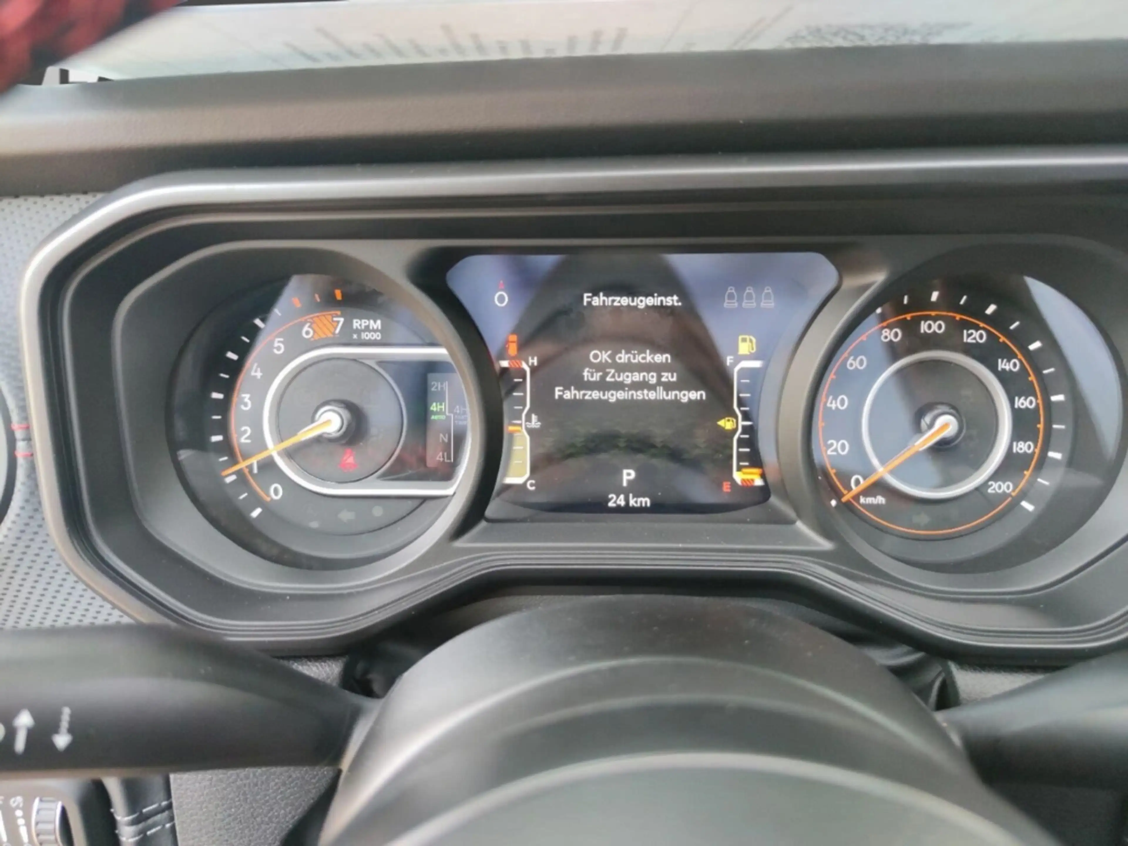 Jeep Wrangler Unlimited Rubicon 2.0T-GDI SkyOneTouch- EU6d MY25 — photo 13