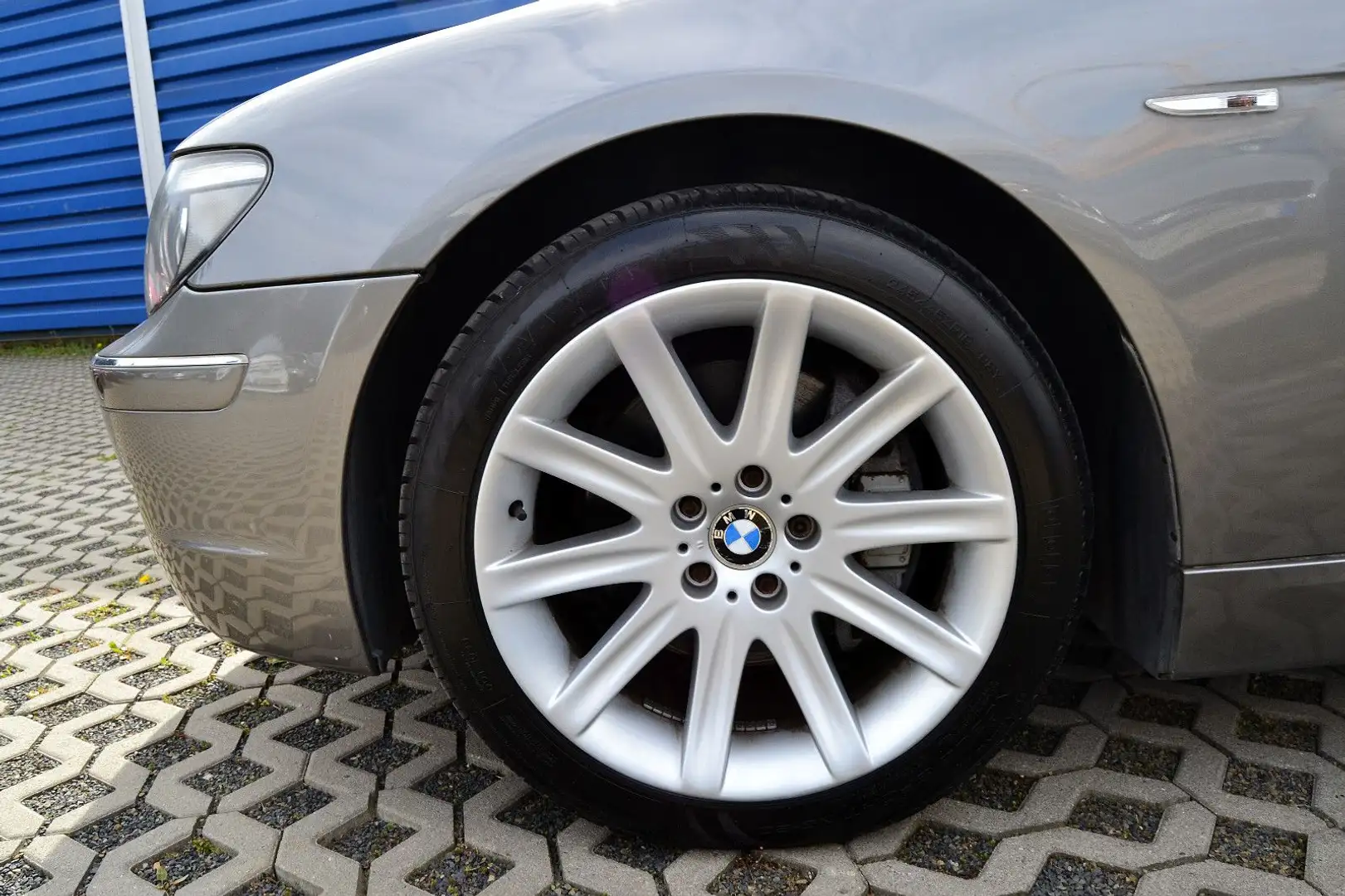 BMW 750 LI LANG VOLLAUSSTATTUNG LPG GAS EX-REGIERUNG Gris - 2