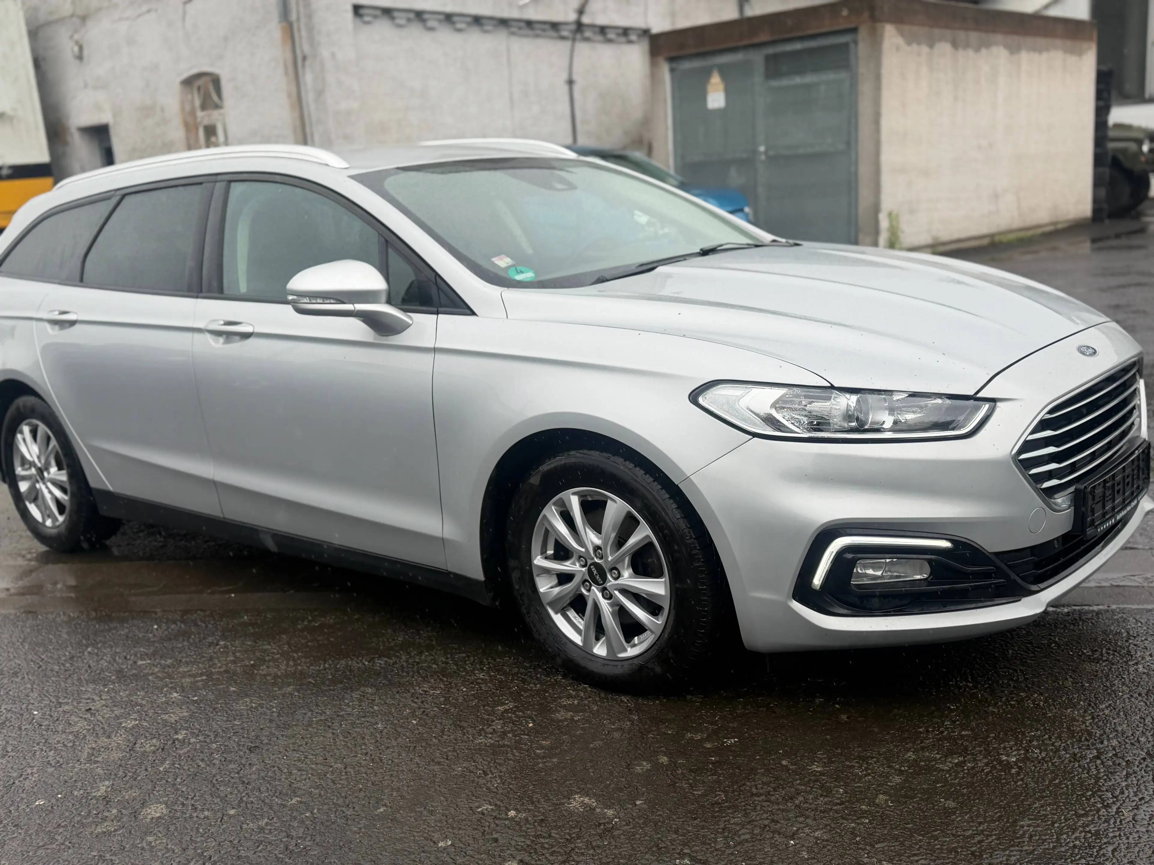 Ford Mondeo Business Edition 1-Hand TU/AU NEU — photo 6