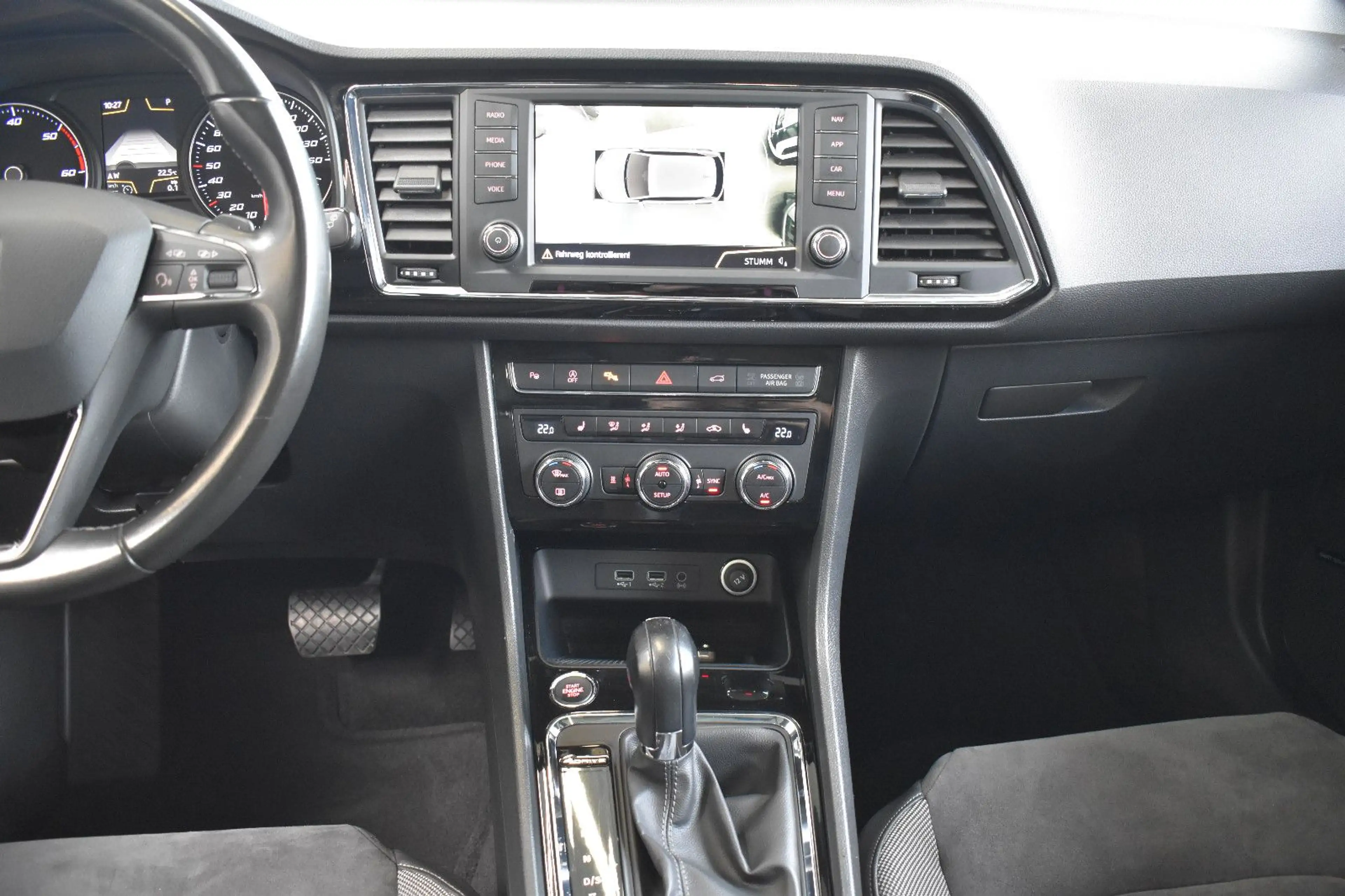 SEAT Ateca 2.0TDI Xcellence 4Drive Aut. FR LED~Pano — photo 13