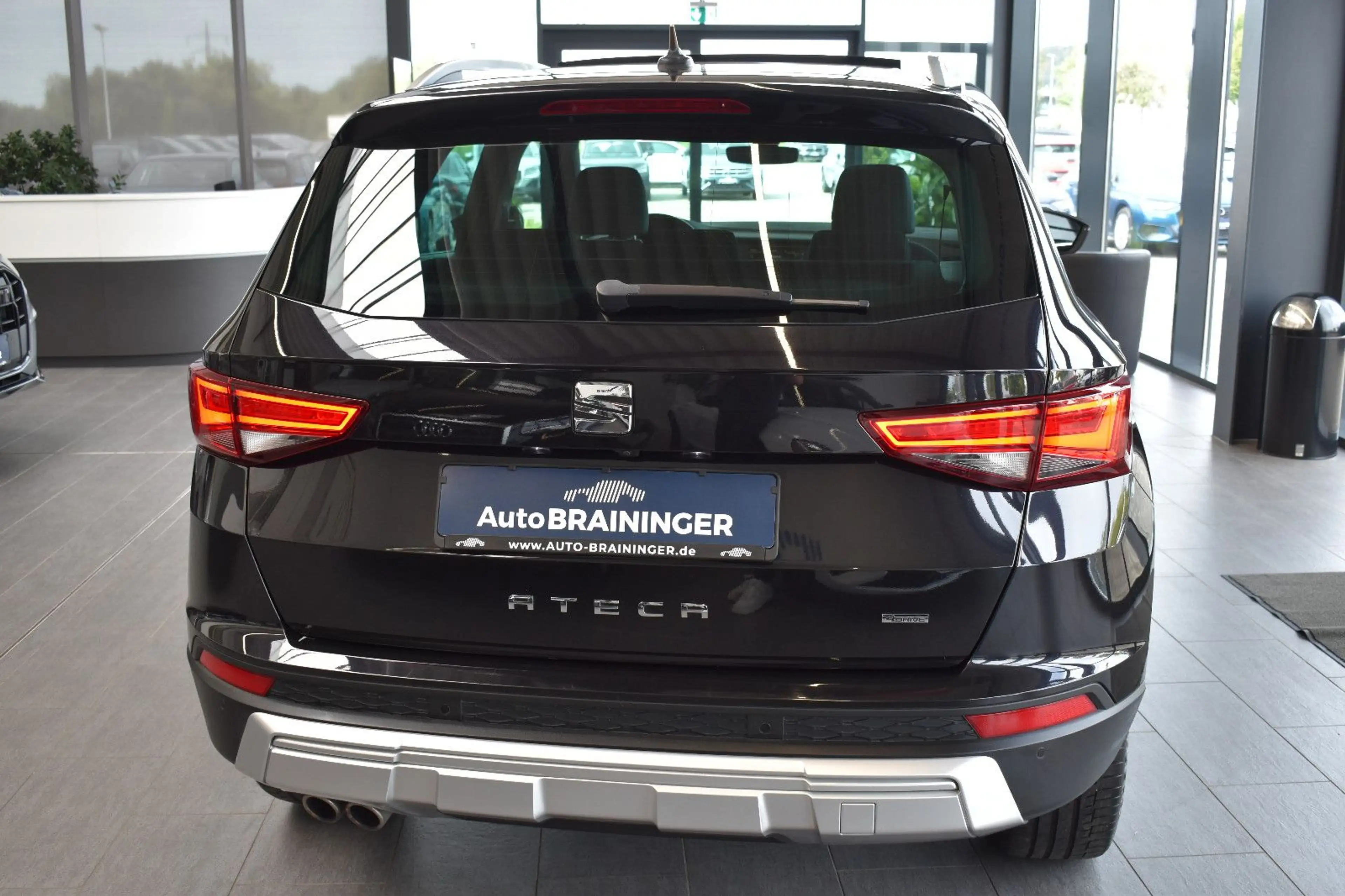 SEAT Ateca 2.0TDI Xcellence 4Drive Aut. FR LED~Pano — photo 6