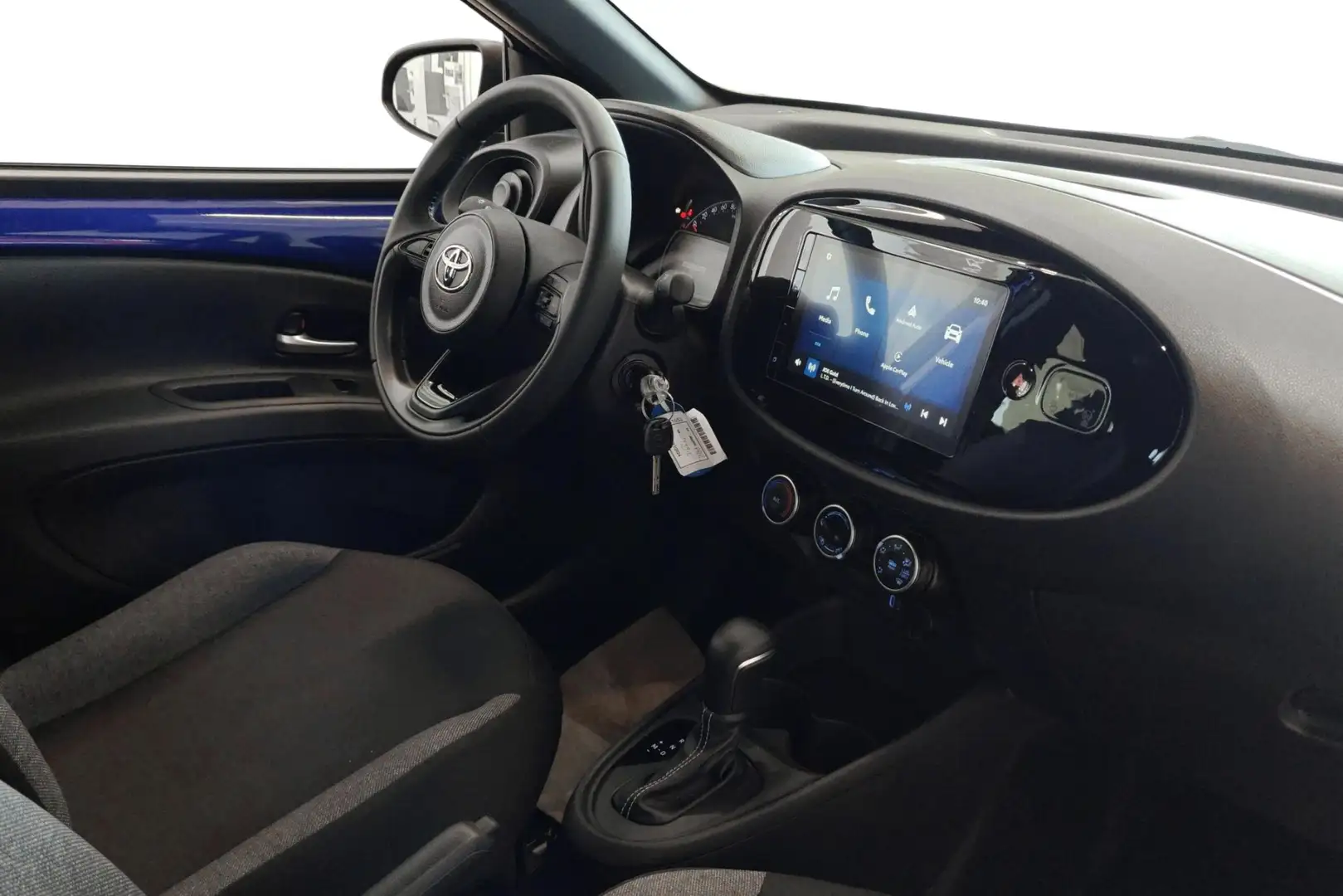 Toyota Aygo X 1.0 VVT-i Play CVT - NIEUW! Bleu - 2
