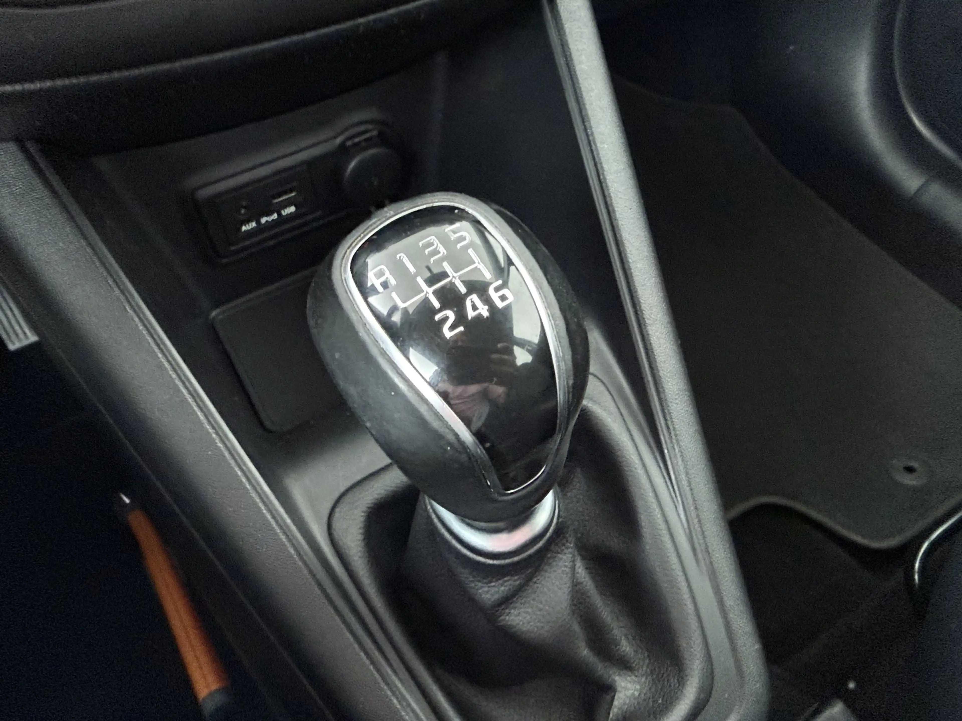 Kia Venga 1.6 CVVT DynamicPlusLine 126PK - Navigatie - Camer — photo 38