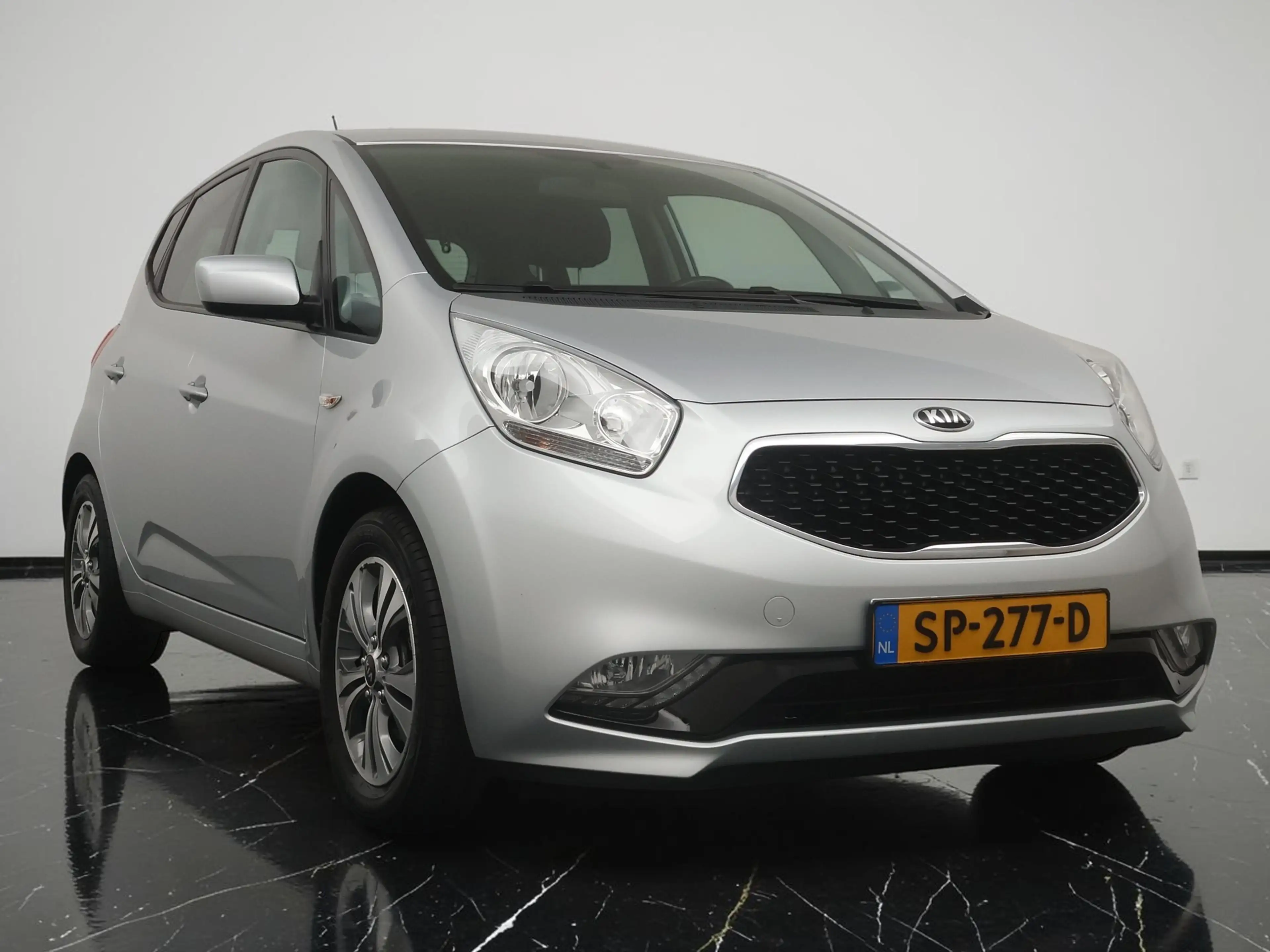 Kia Venga 1.6 CVVT DynamicPlusLine 126PK - Navigatie - Camer — photo 13