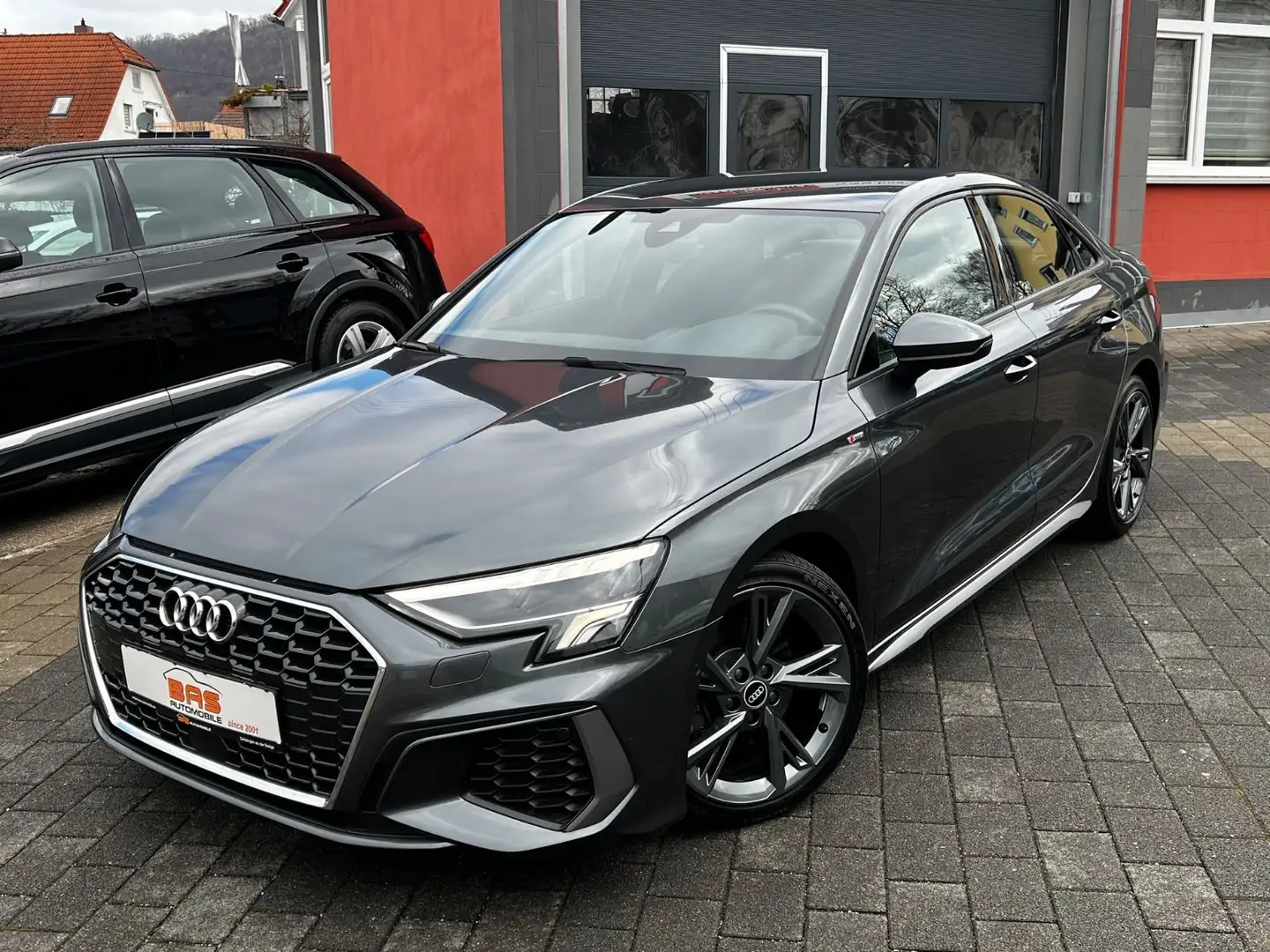 Audi A3 Limo 35 TFSI S line*LED*NAVI*AHK*RS SITZE* Gris - 1