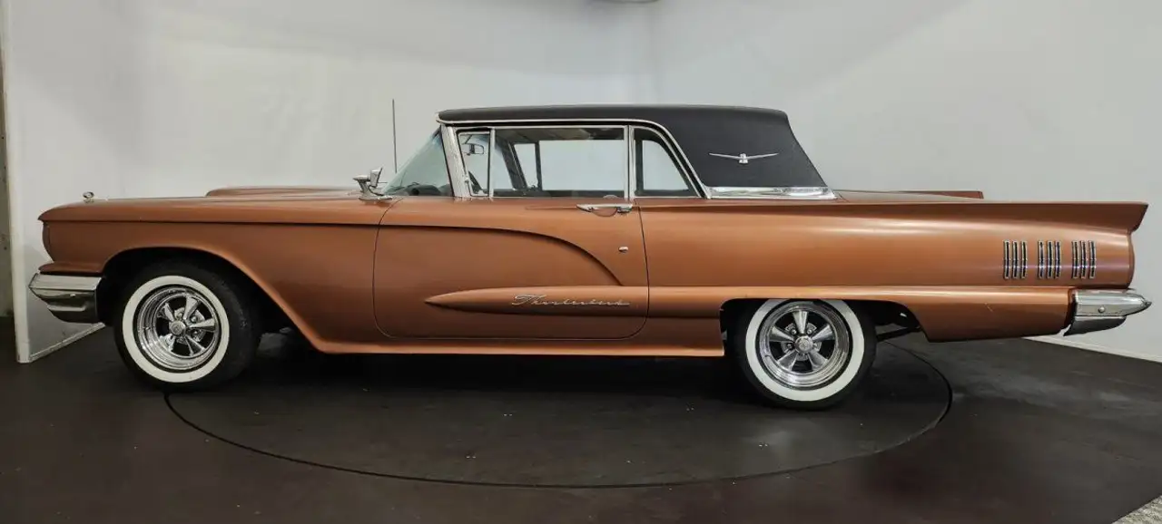 Ford Thunderbird, foto 8