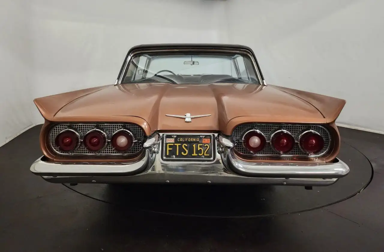 Ford Thunderbird, foto 12