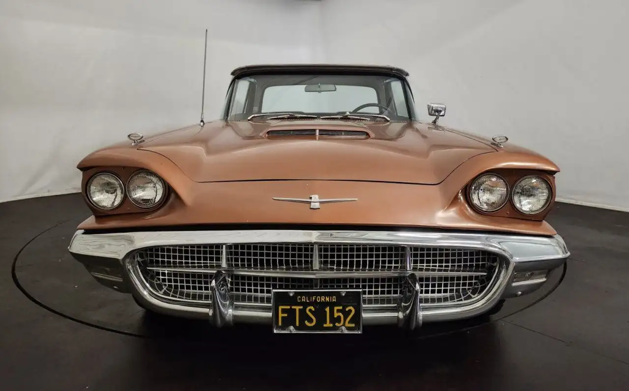 Ford Thunderbird, foto 6