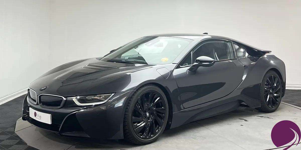BMW i8