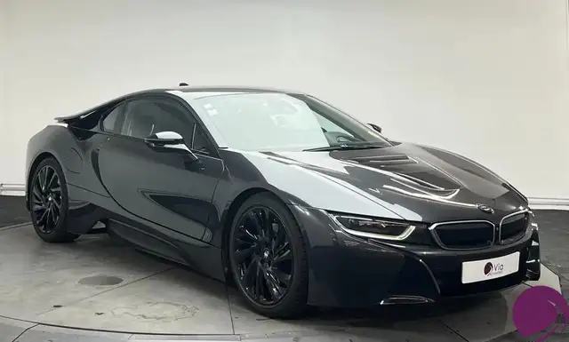 BMW I8 view 2