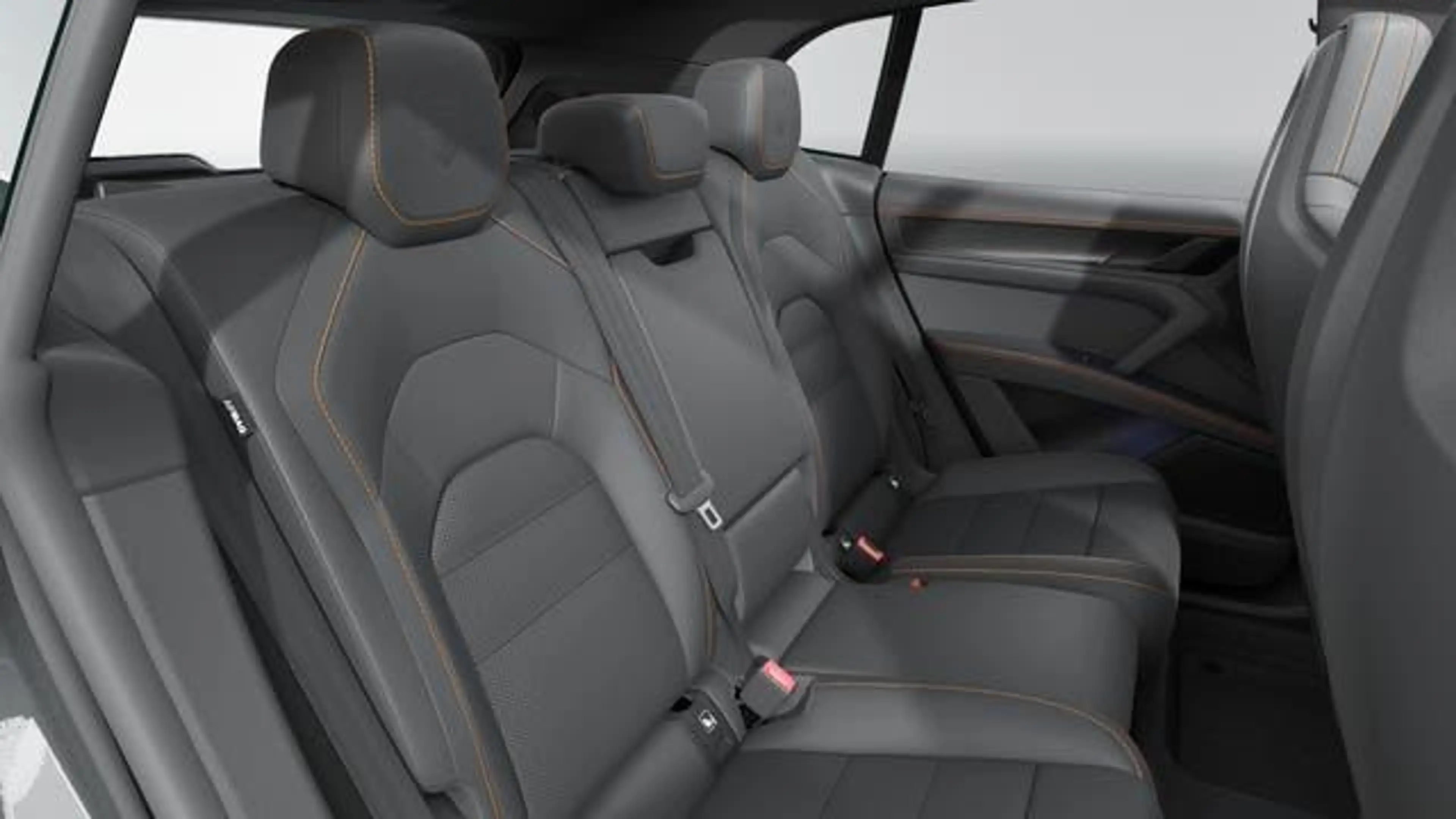 Porsche Cayenne Electric — photo 12