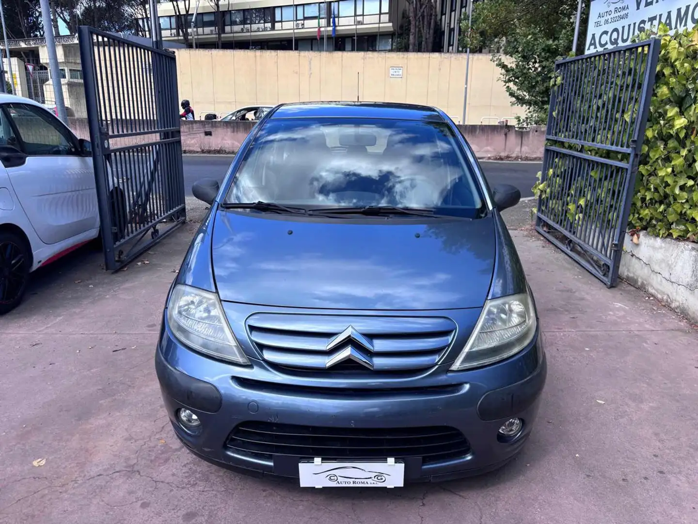 Citroen C3 1.1 Elegance Gris - 2