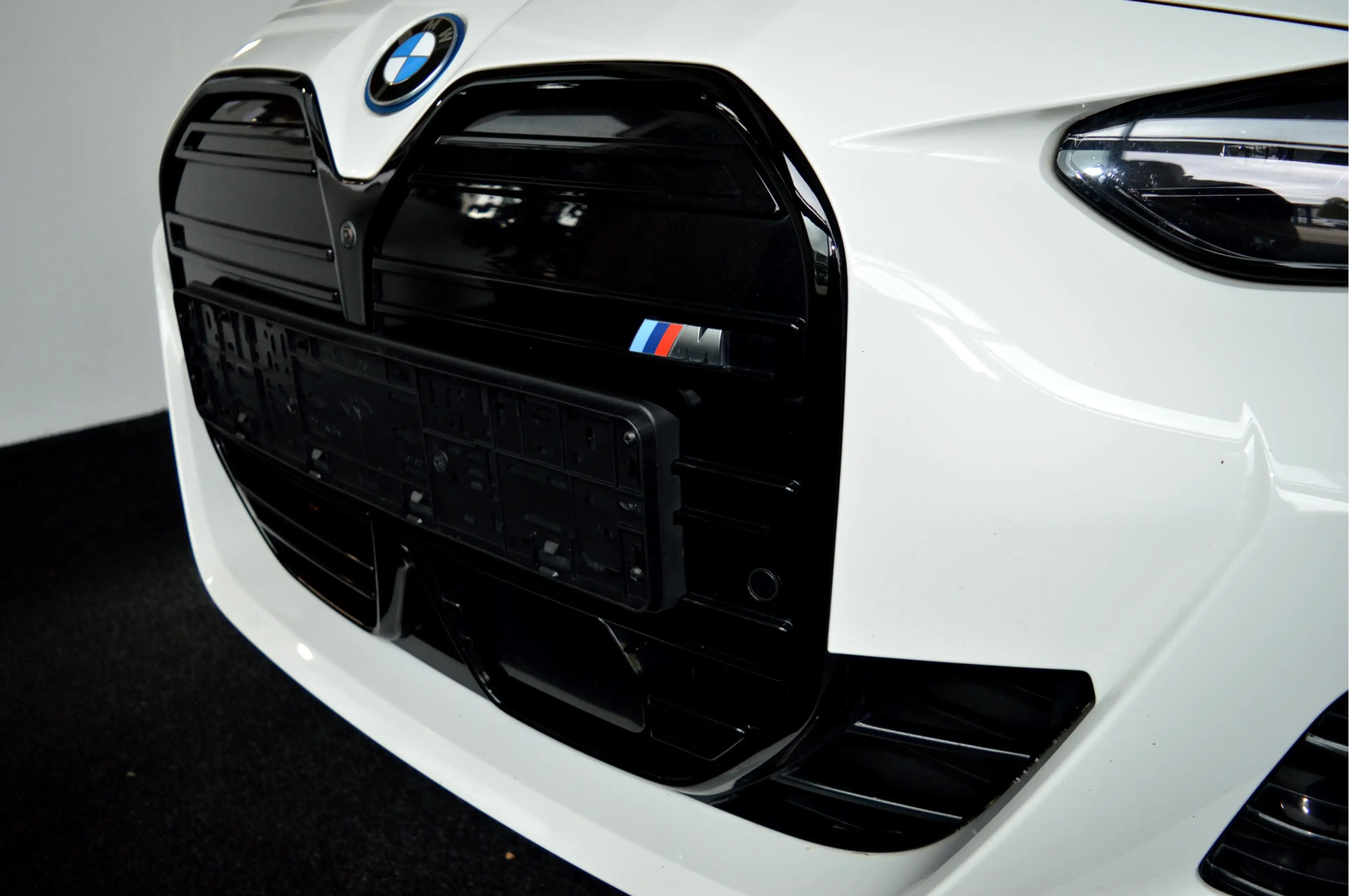 BMW i4 M50 xDrive M-Sport Pro | LCI (Facelift) Full Optio — photo 12