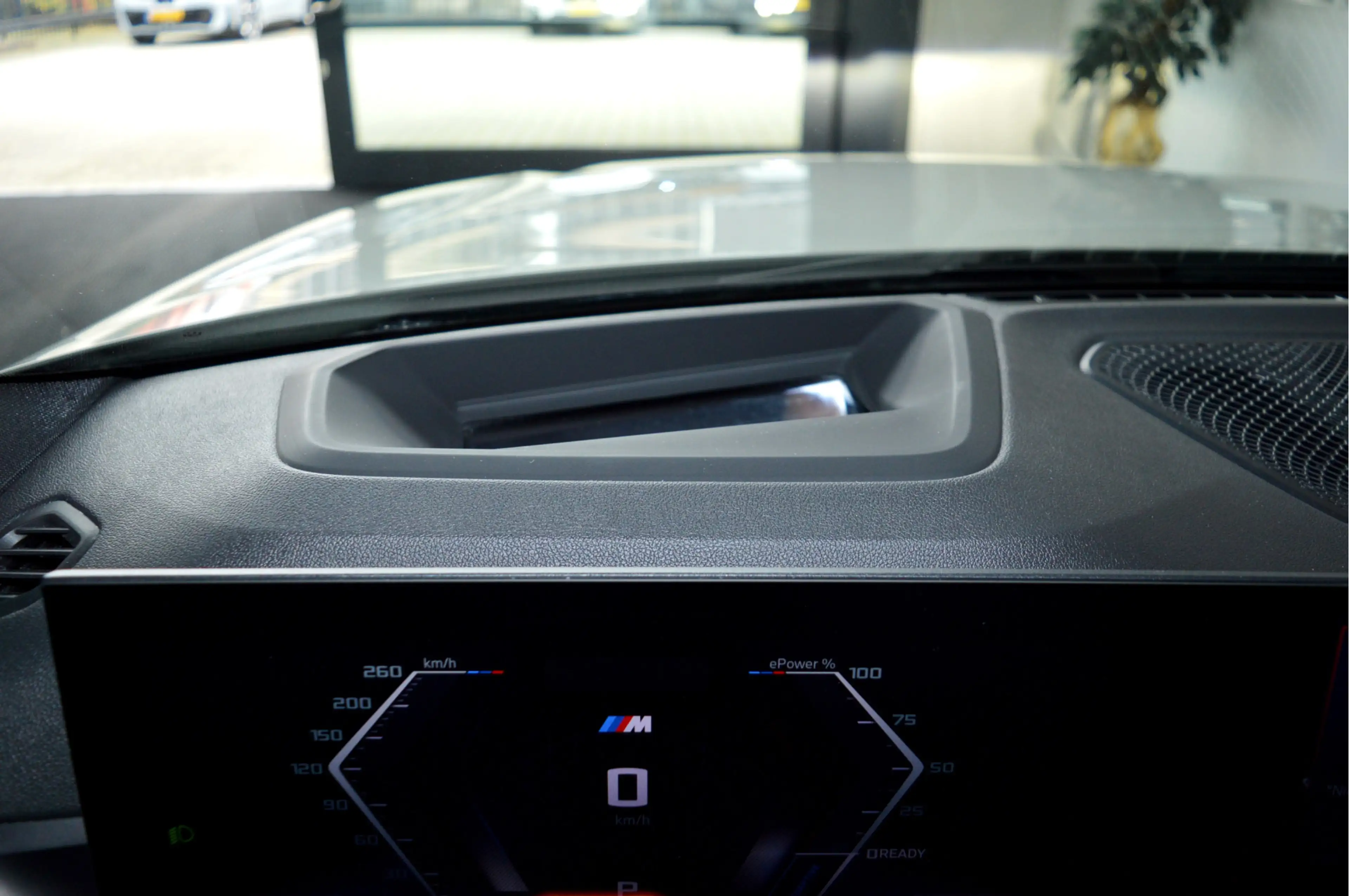 BMW i4 M50 xDrive M-Sport Pro | LCI (Facelift) Full Optio — photo 31