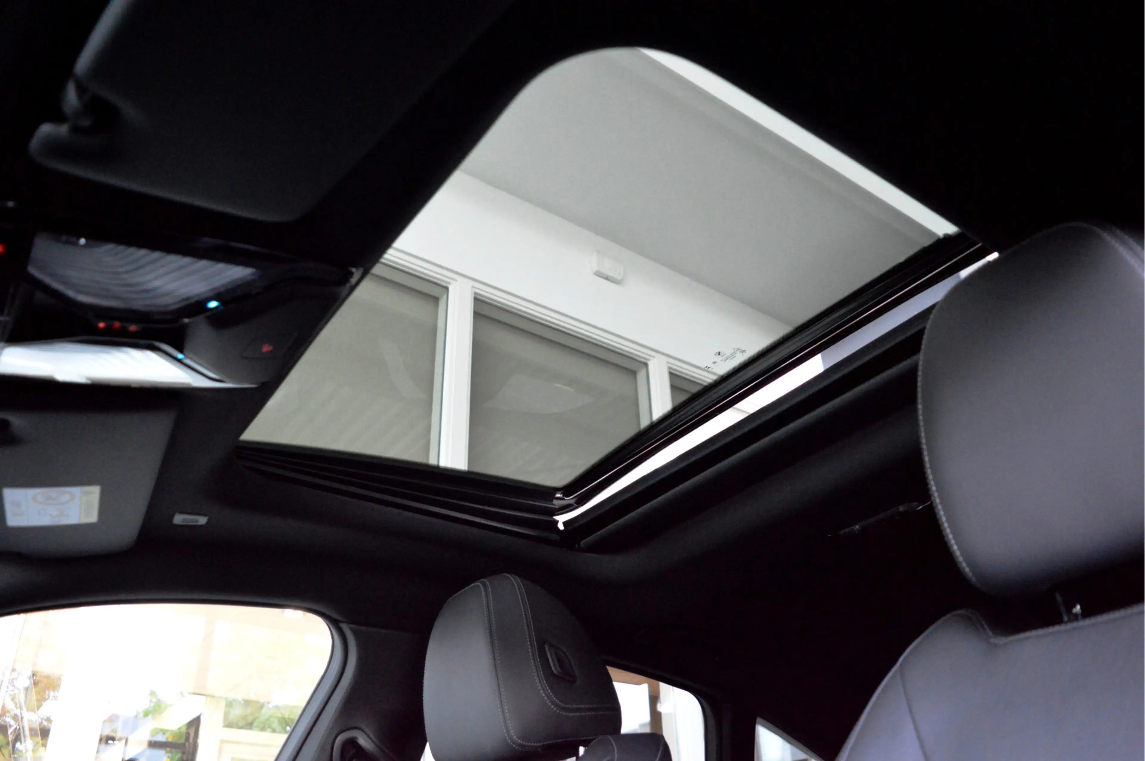 BMW i4 M50 xDrive M-Sport Pro | LCI (Facelift) Full Optio — photo 33