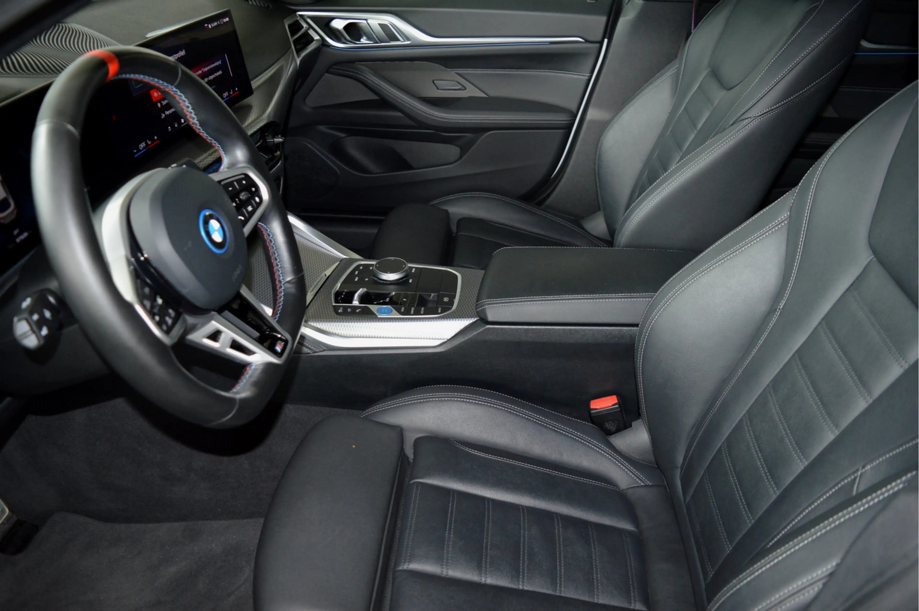 BMW i4 M50 xDrive M-Sport Pro | LCI (Facelift) Full Optio — photo 16