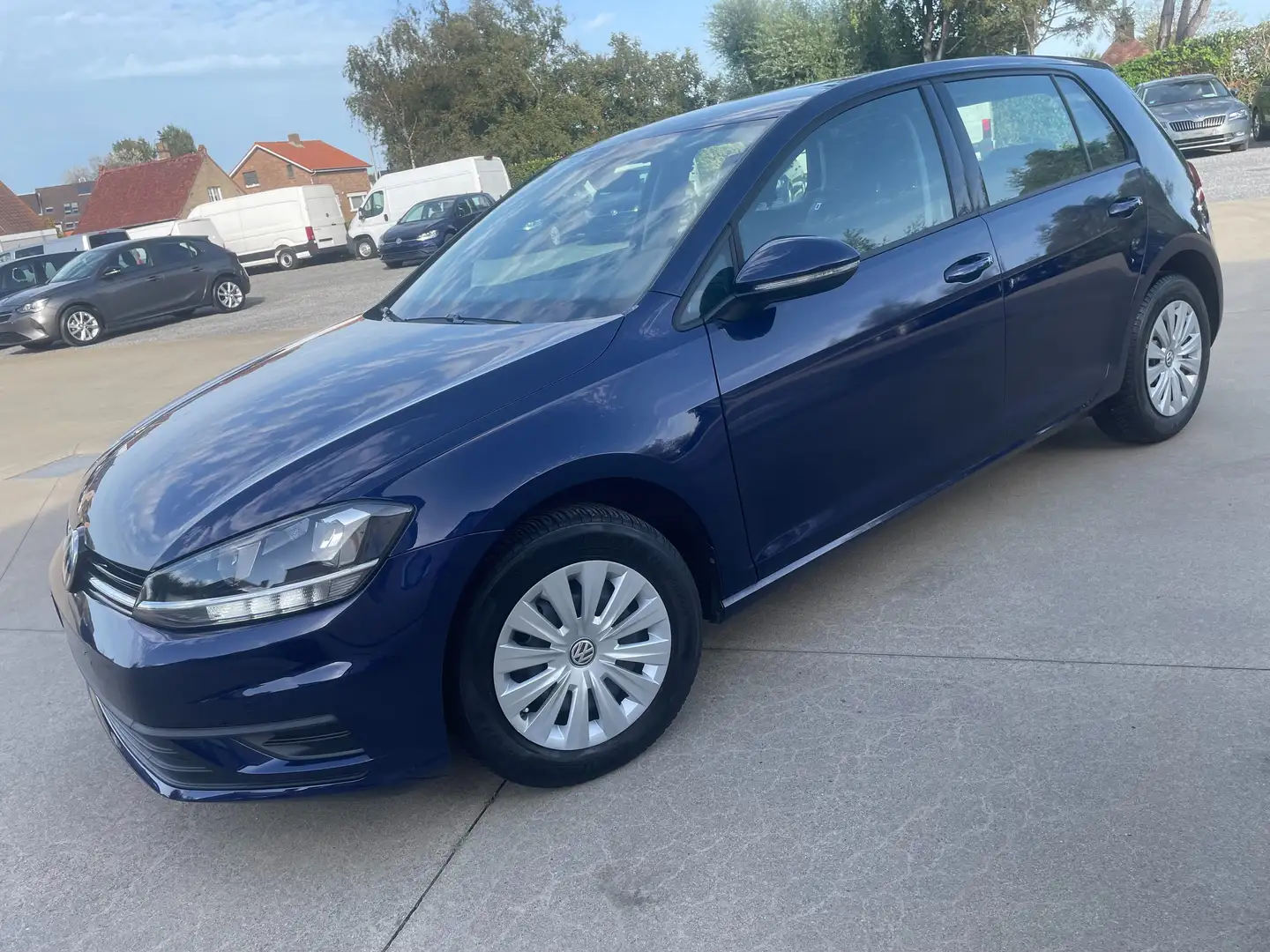 Volkswagen Golf 1.0 TSI Trendline Camera + GPS + App connect Blu/Azzurro - 1