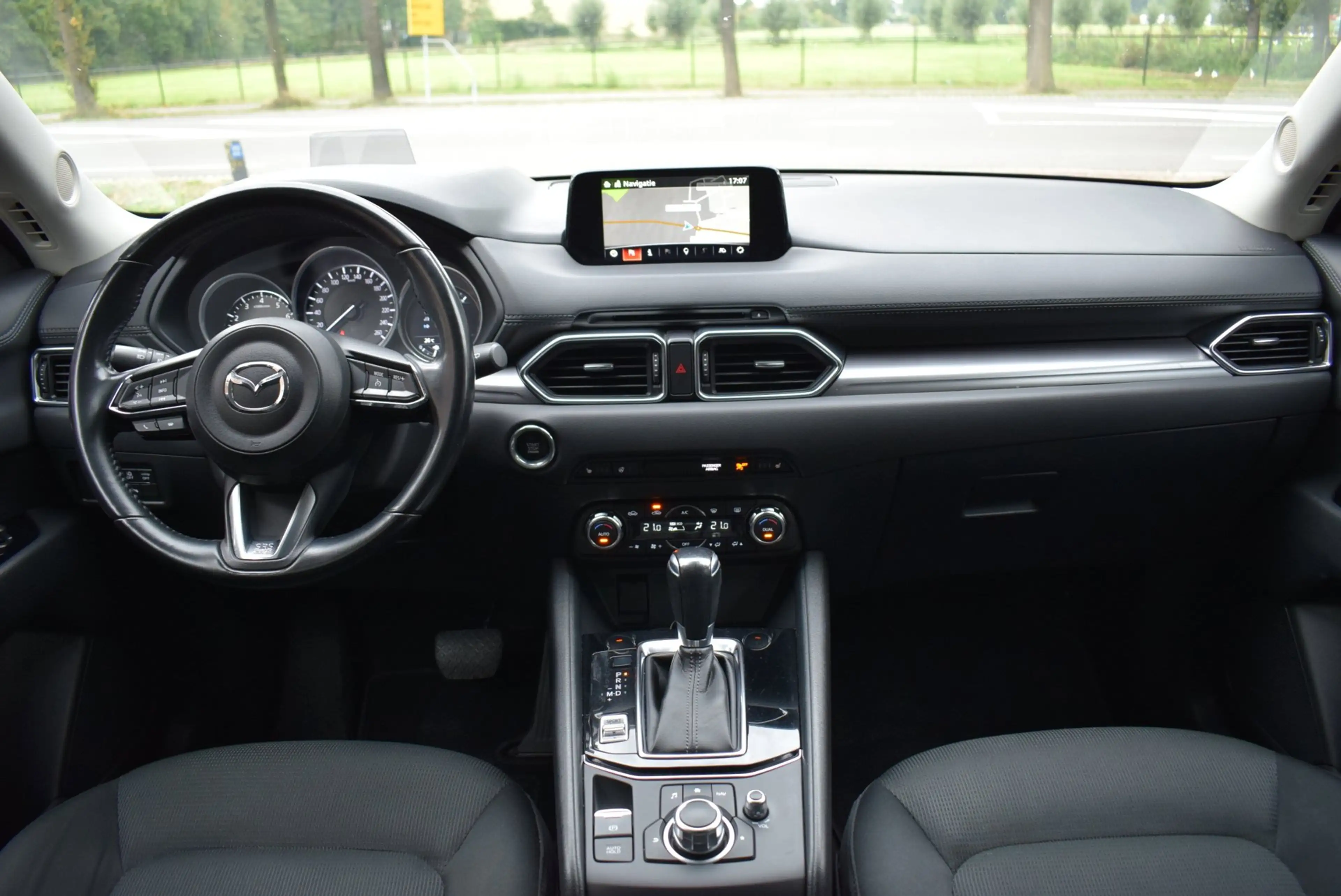 Mazda CX-5 2.0 SkyActiv-G 165 Business Comfort AUTOM//NAVI/CR — photo 17