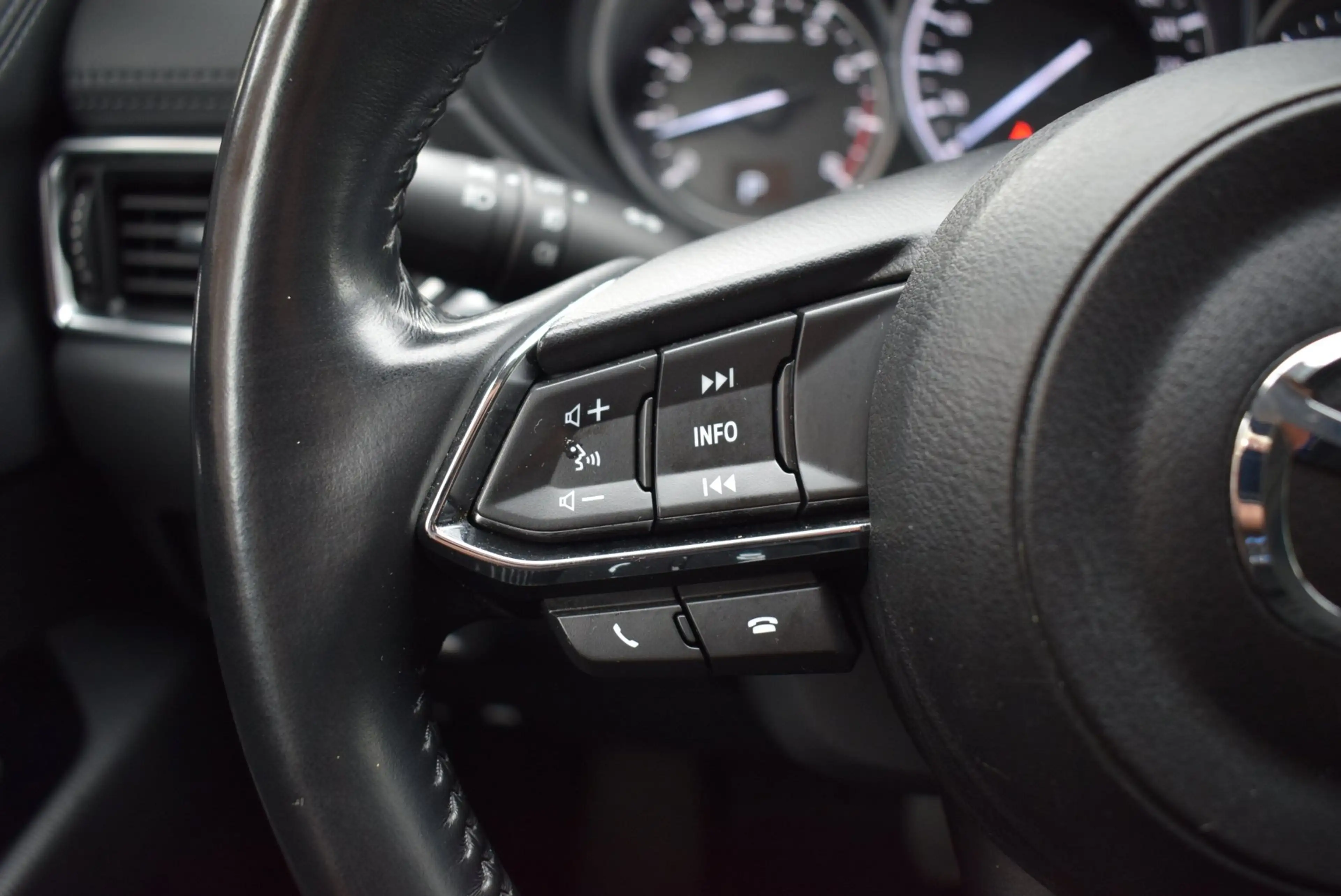 Mazda CX-5 2.0 SkyActiv-G 165 Business Comfort AUTOM//NAVI/CR — photo 24