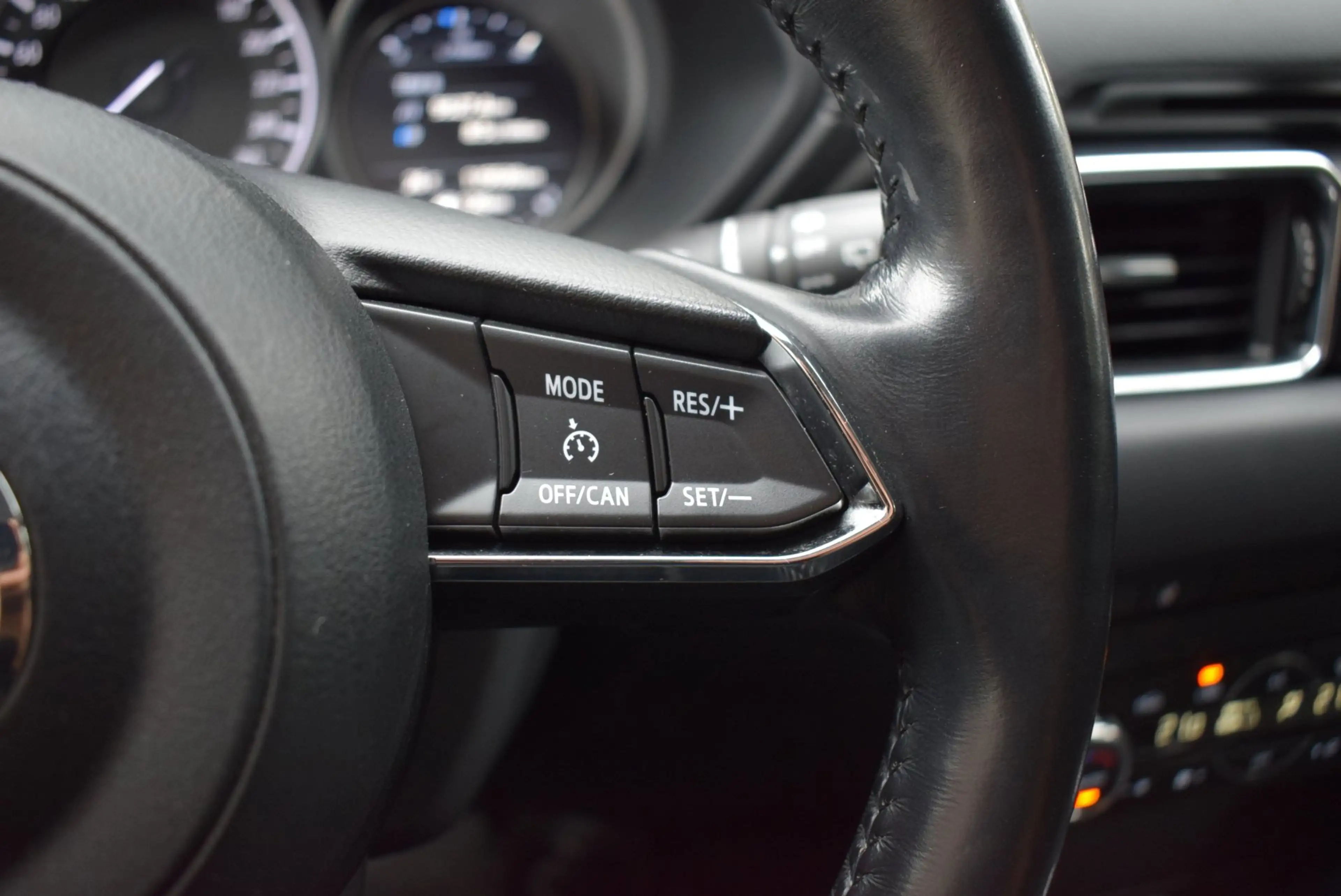 Mazda CX-5 2.0 SkyActiv-G 165 Business Comfort AUTOM//NAVI/CR — photo 25