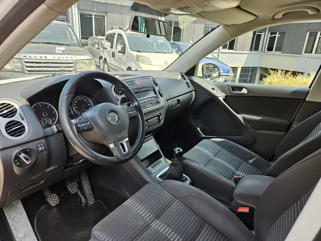 Volkswagen Tiguan view 7
