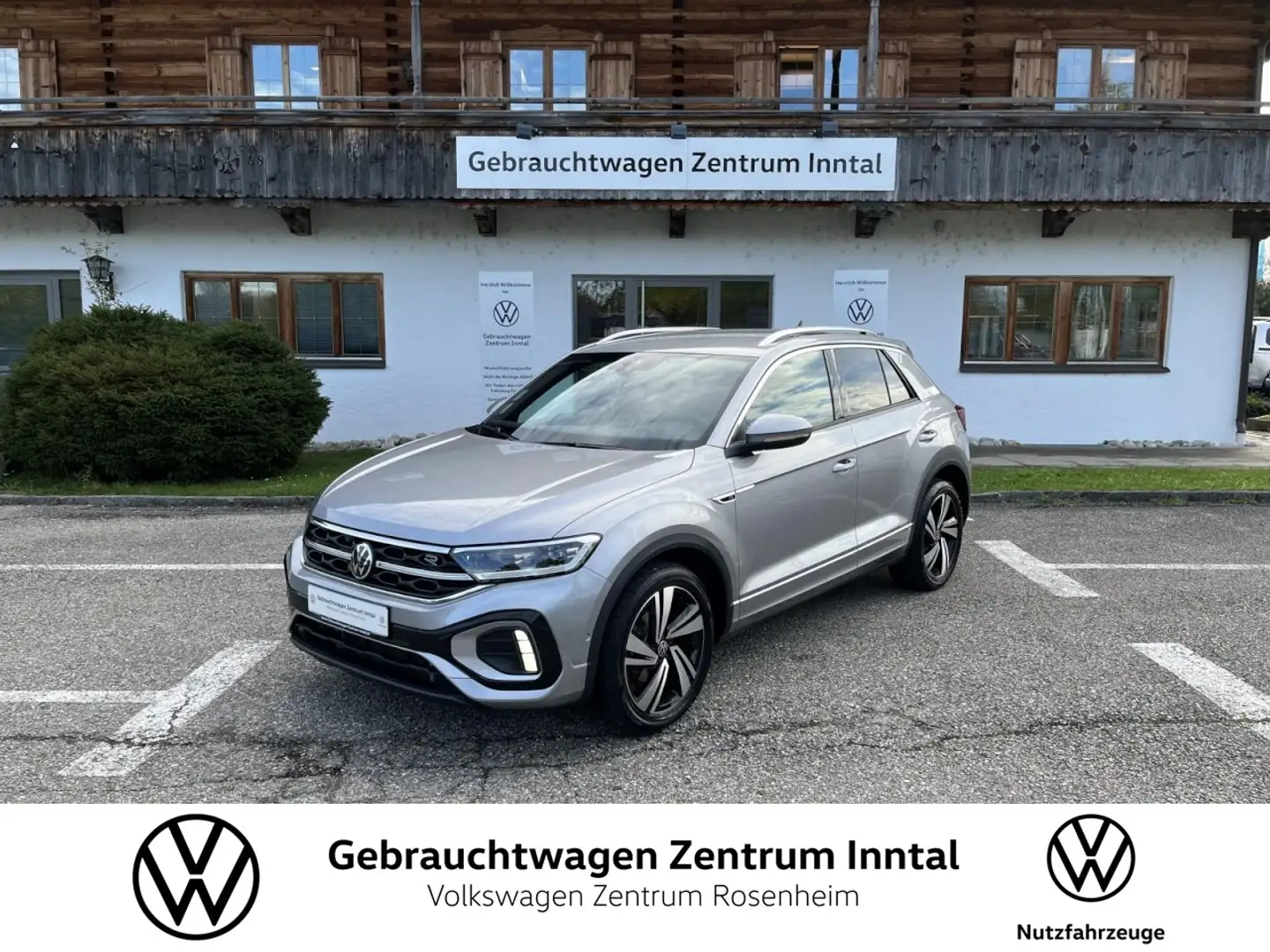 Volkswagen T-Roc 1,5 TSI DSG R-Line (IQLight+ACC+Navi) Klima Navi Silber - 1