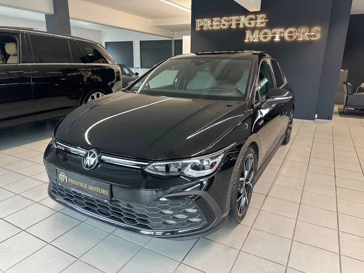 Volkswagen Golf VIII Lim. GTD HEAD UP H&K PANORAMA Zwart - 1