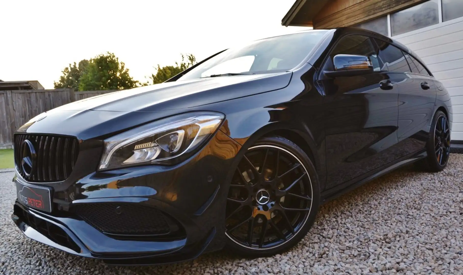 Mercedes-Benz CLA 200 "VERKOCHT / SOLD / VENDU" Zwart - 2