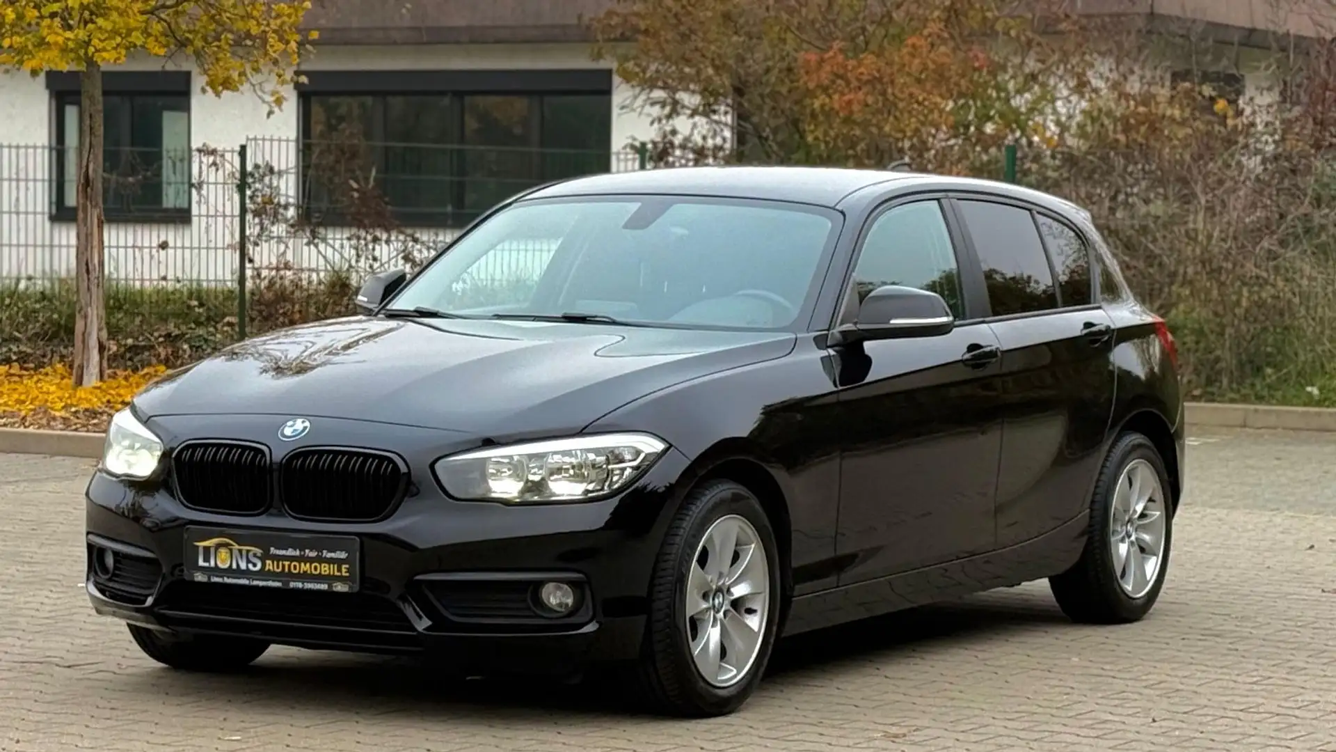 BMW 116 1 Limousine 5-trg/Tüv Neu/PDC/SHZ/EURO6/ Schwarz - 2