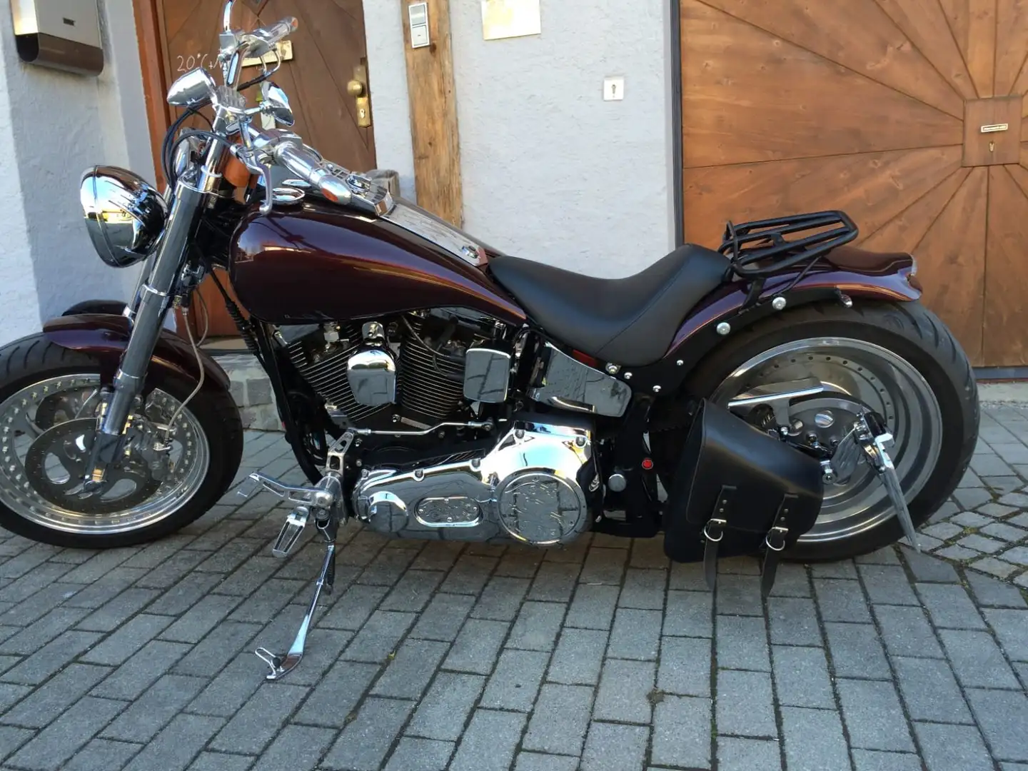 Harley-Davidson Heritage Softail FLSTC-Custom Bike - 2