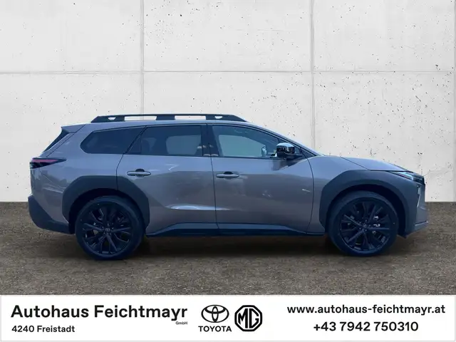 Toyota bZ4X Touring AWD Lounge 75kWh - 479 km Elektrik 5t. Ansicht 4