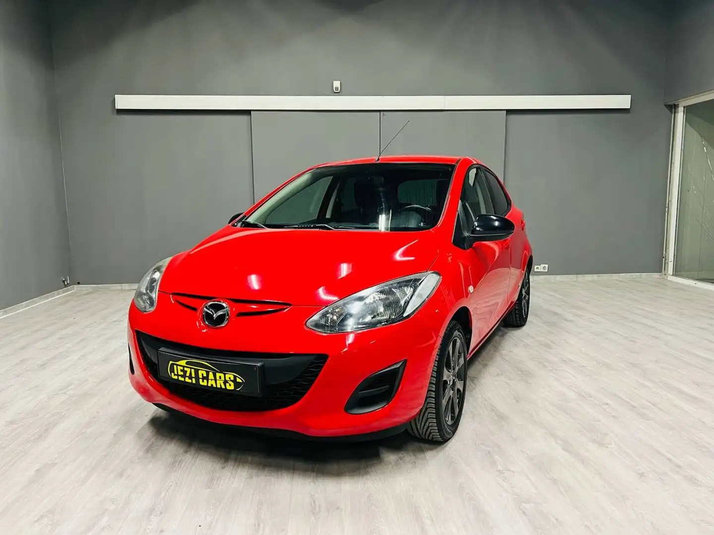 Mazda 2 1.3i|Airco|1JaarGarantie|Camera|ApleCarPlay|Blueth Rood - 2