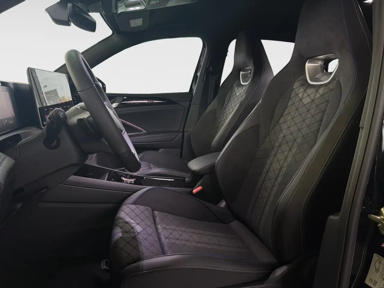 Volkswagen Tiguan 1.5 e-Hybrid DSG R-Line AHK LED Kamera, миниатюра 8