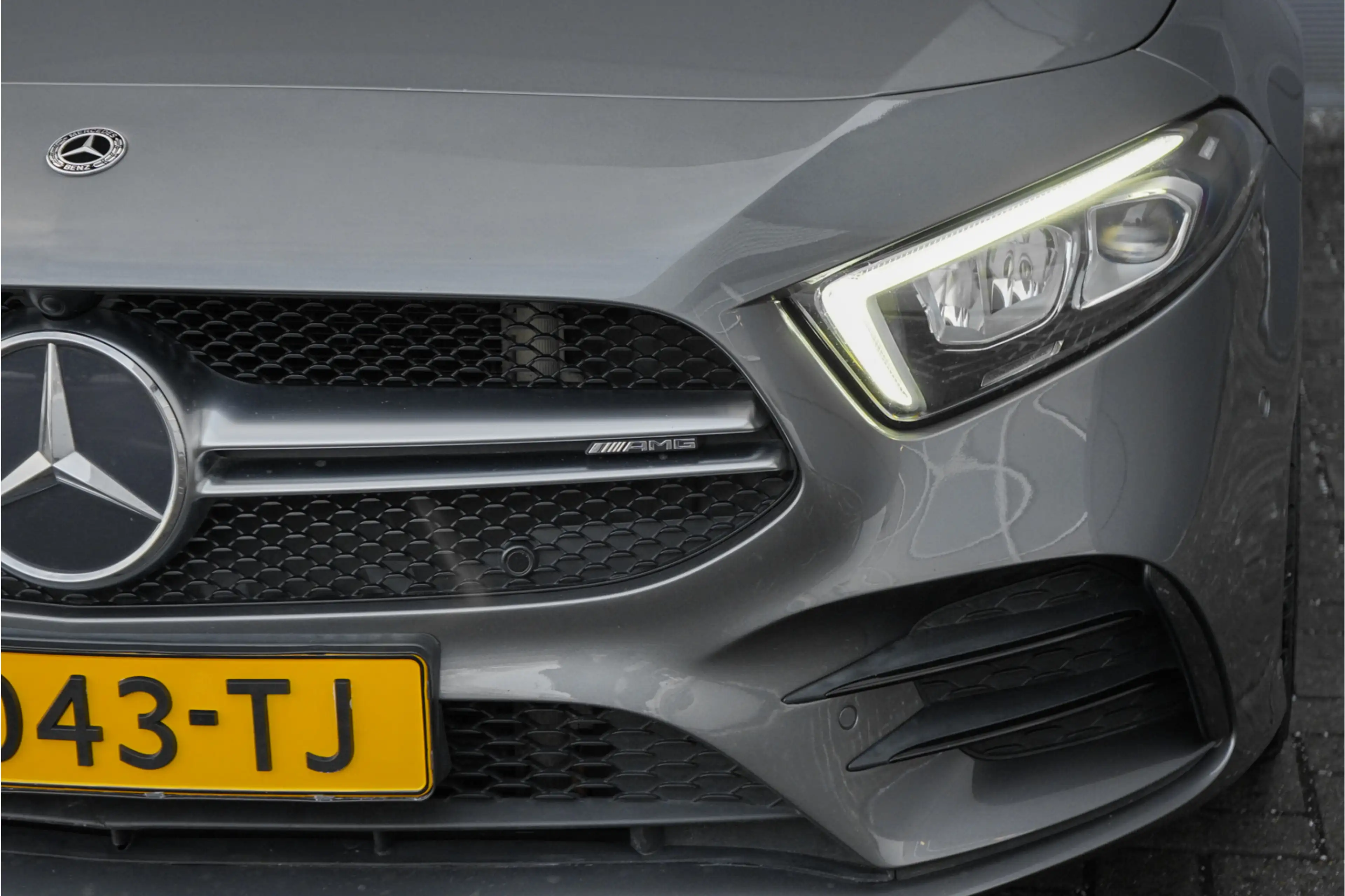 Mercedes-Benz A 35 AMG 4MATIC Limousine Night Burmester HUD Stoelverw — photo 14