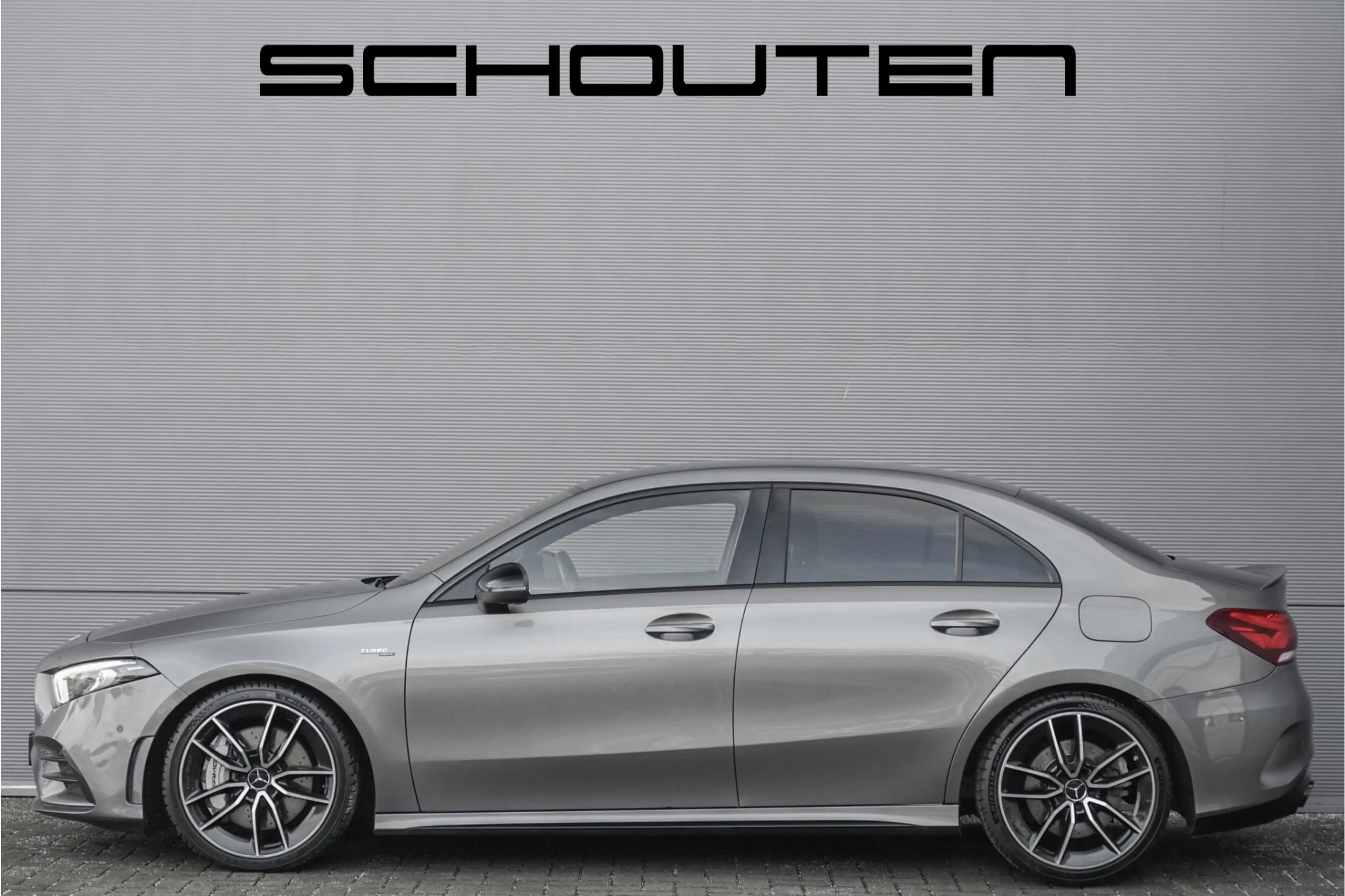 Mercedes-Benz A 35 AMG 4MATIC Limousine Night Burmester HUD Stoelverw — photo 9