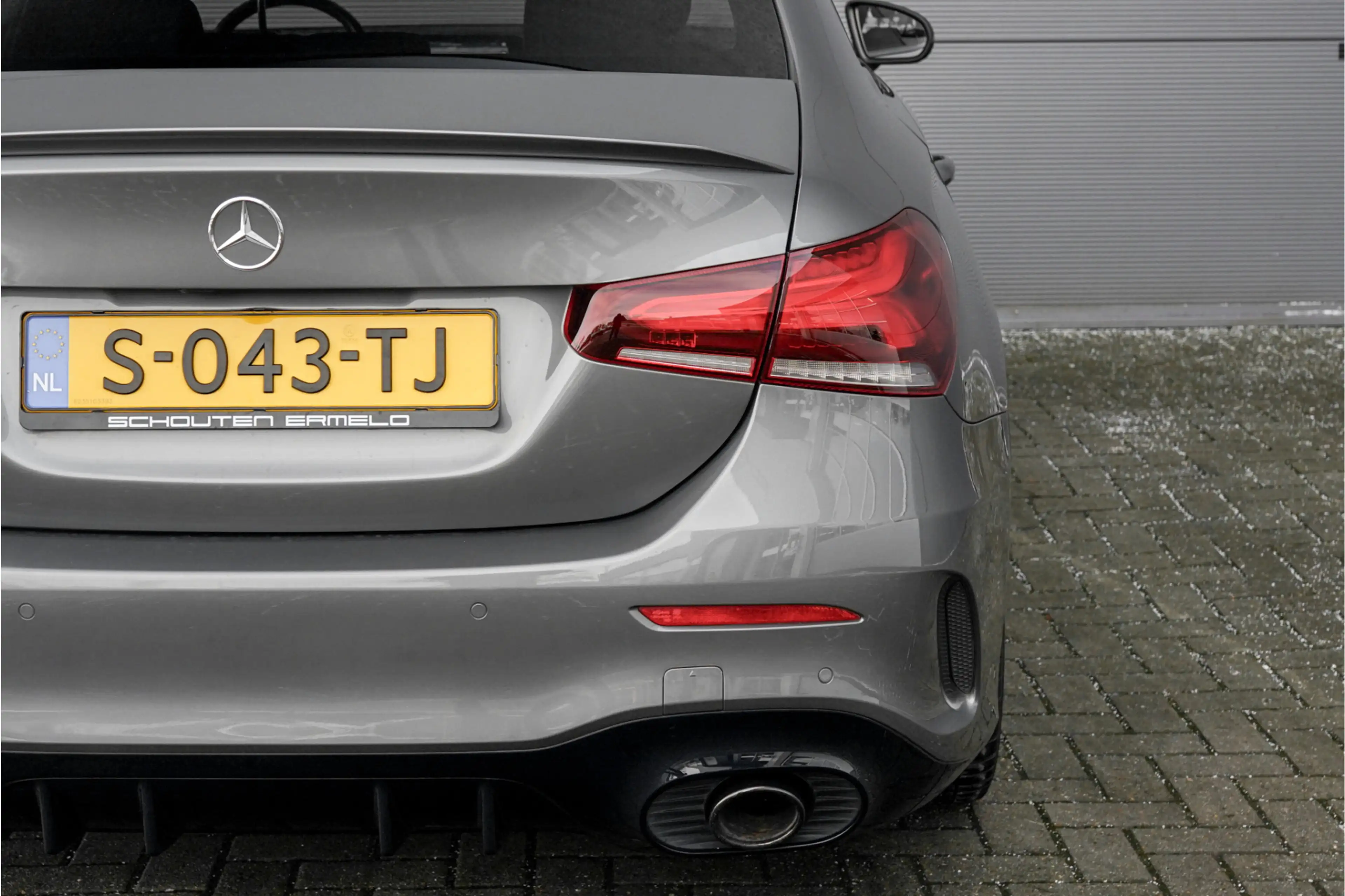 Mercedes-Benz A 35 AMG 4MATIC Limousine Night Burmester HUD Stoelverw — photo 15