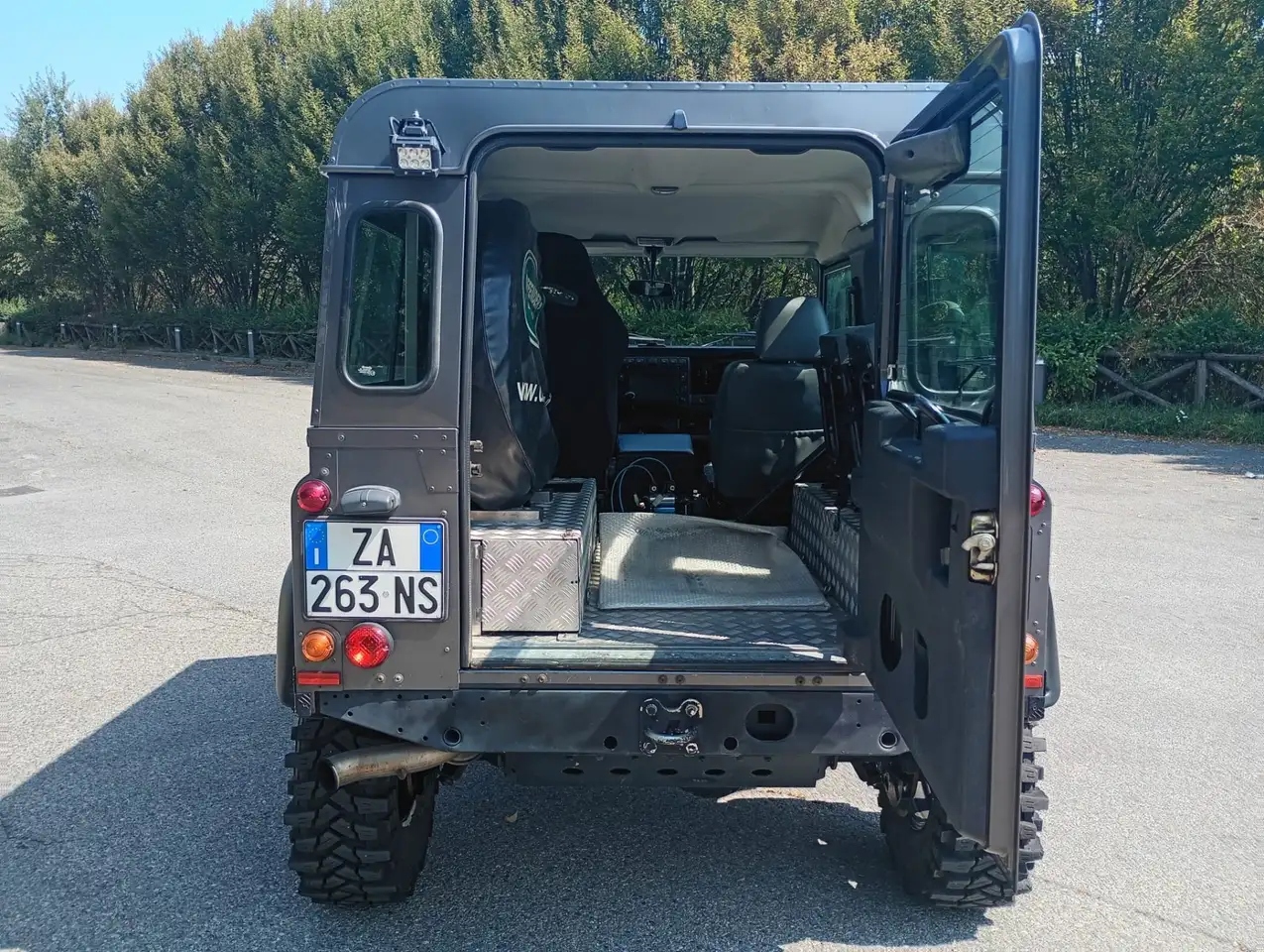 Land Rover Defender 90 2. TD5 SE 122ch - Révison complète - 4 Places - Carnet entretien