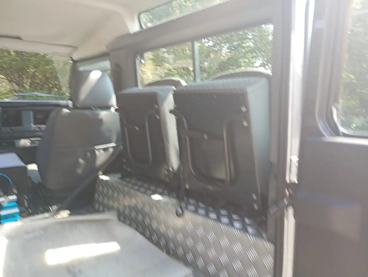 Land Rover Defender 90 2. TD5 SE 122ch - Révison complète - 4 Places - Carnet entretien