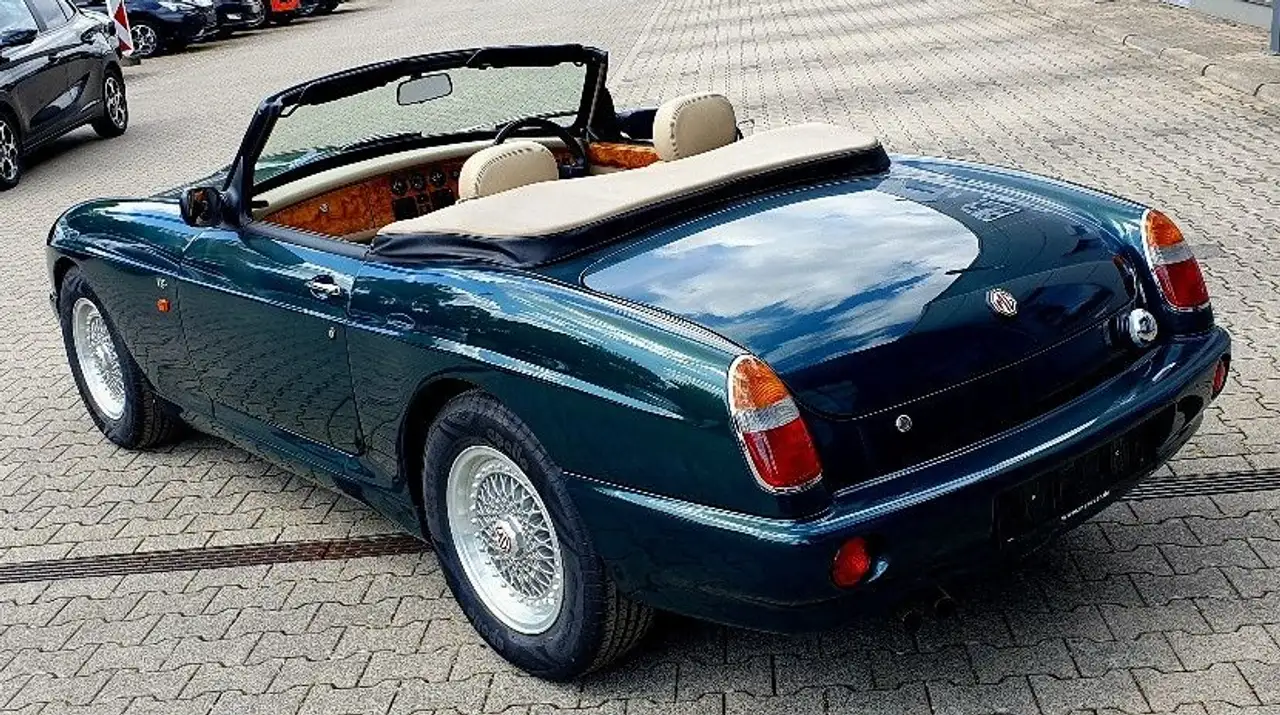 Rover RV8 Roadster MGB V8 1996 Grün Beige, foto 11