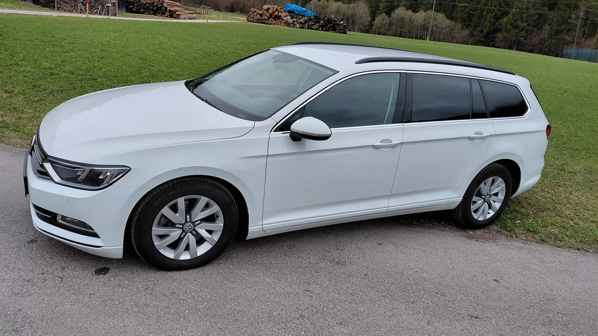Volkswagen Passat Variant Passat Variant Comfortline 2,0 TDI Comfortline Weiß - 1