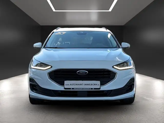 Ford Focus view 9
